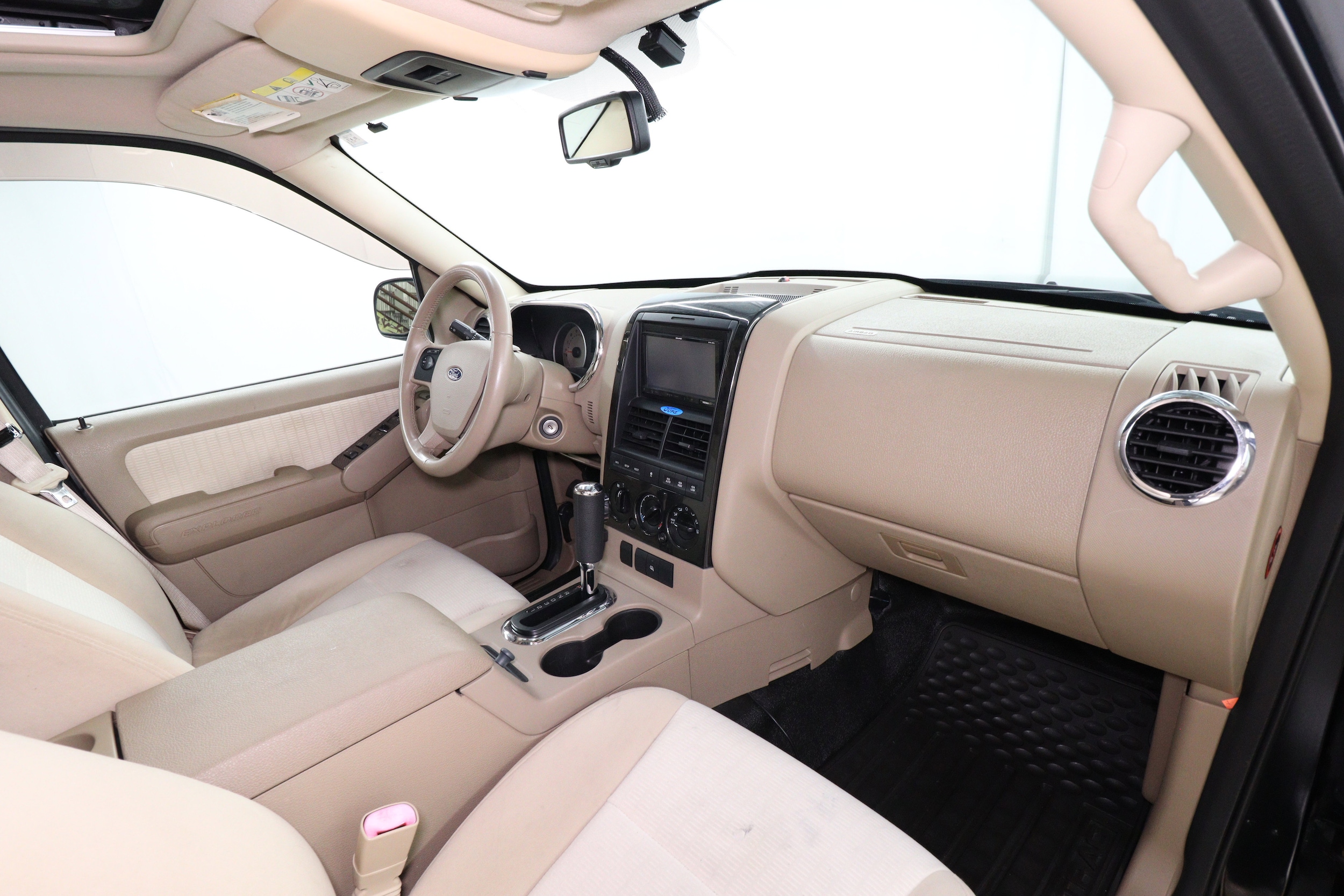 2010 Ford Explorer Sport Trac 18