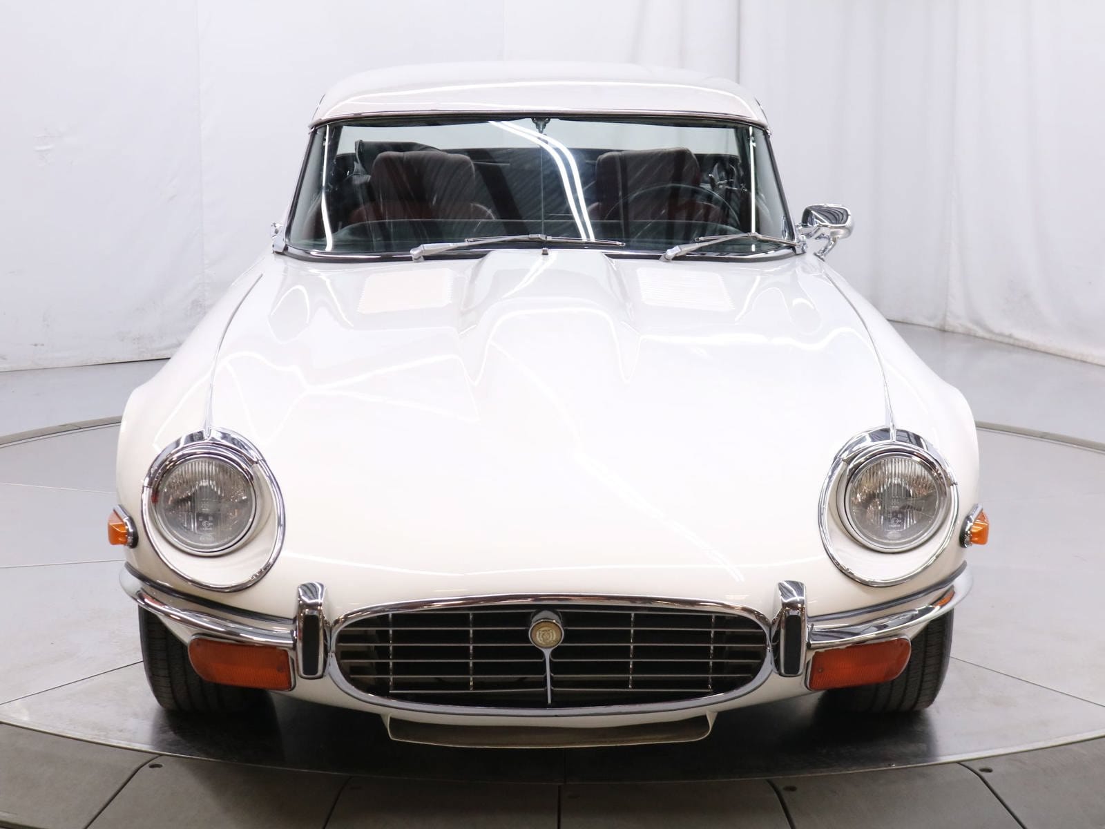 1974 Jaguar E-Type 9
