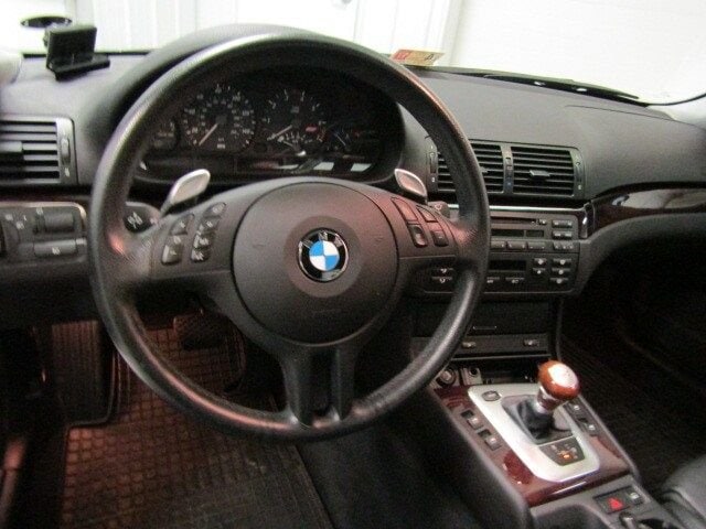 2004 BMW 325Ci 15
