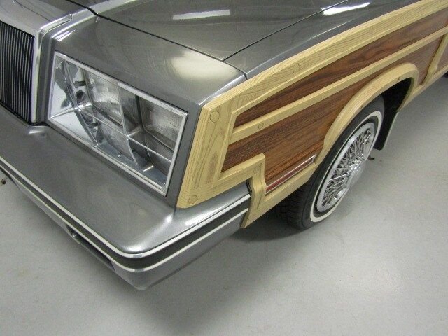 1982 Chrysler Town & Country 34