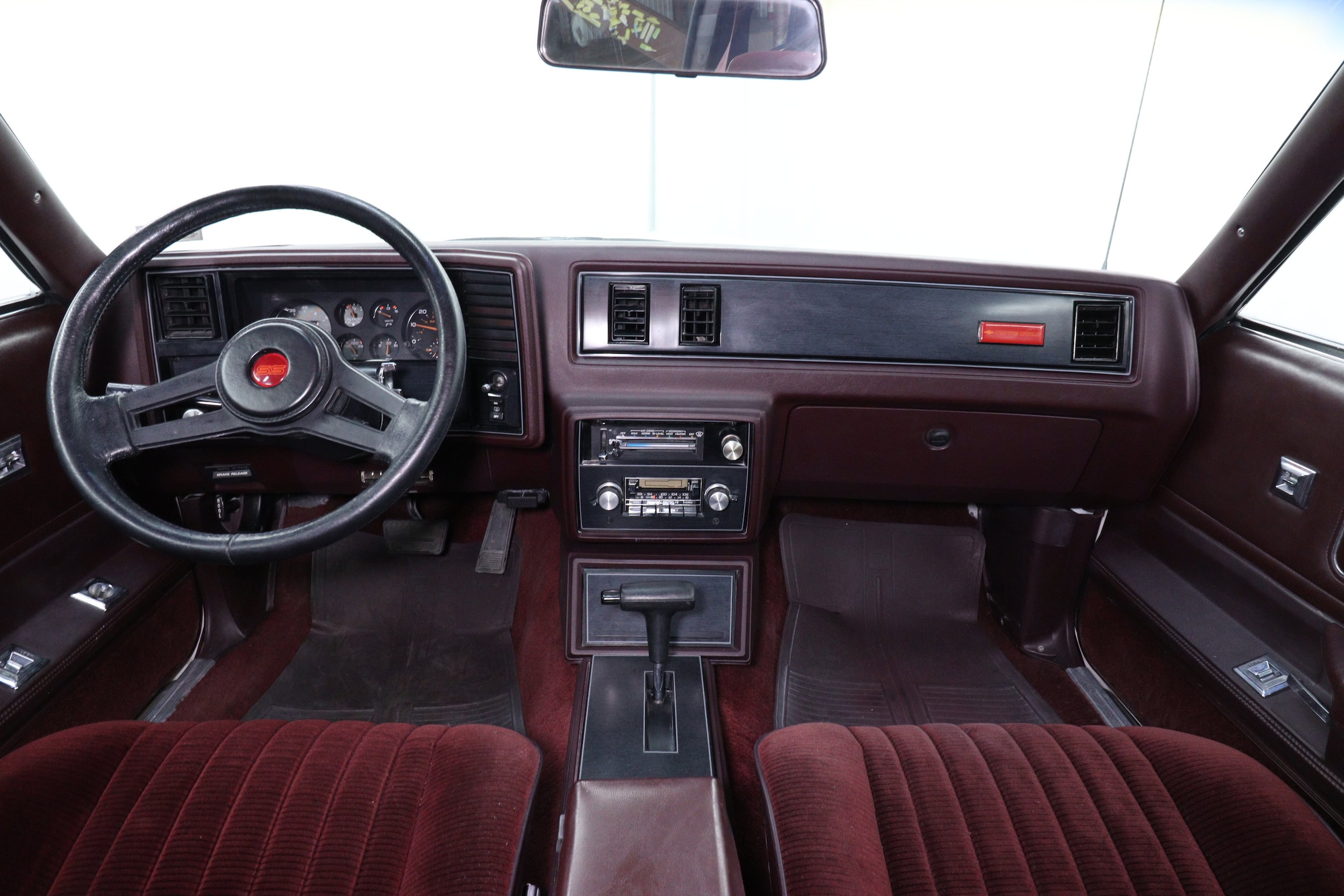 1985 Chevrolet Monte Carlo 44