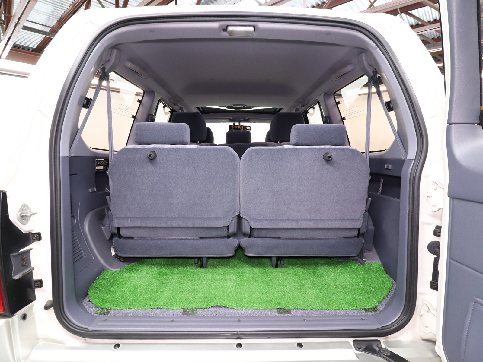 1999 Toyota Land Cruiser Prado 28