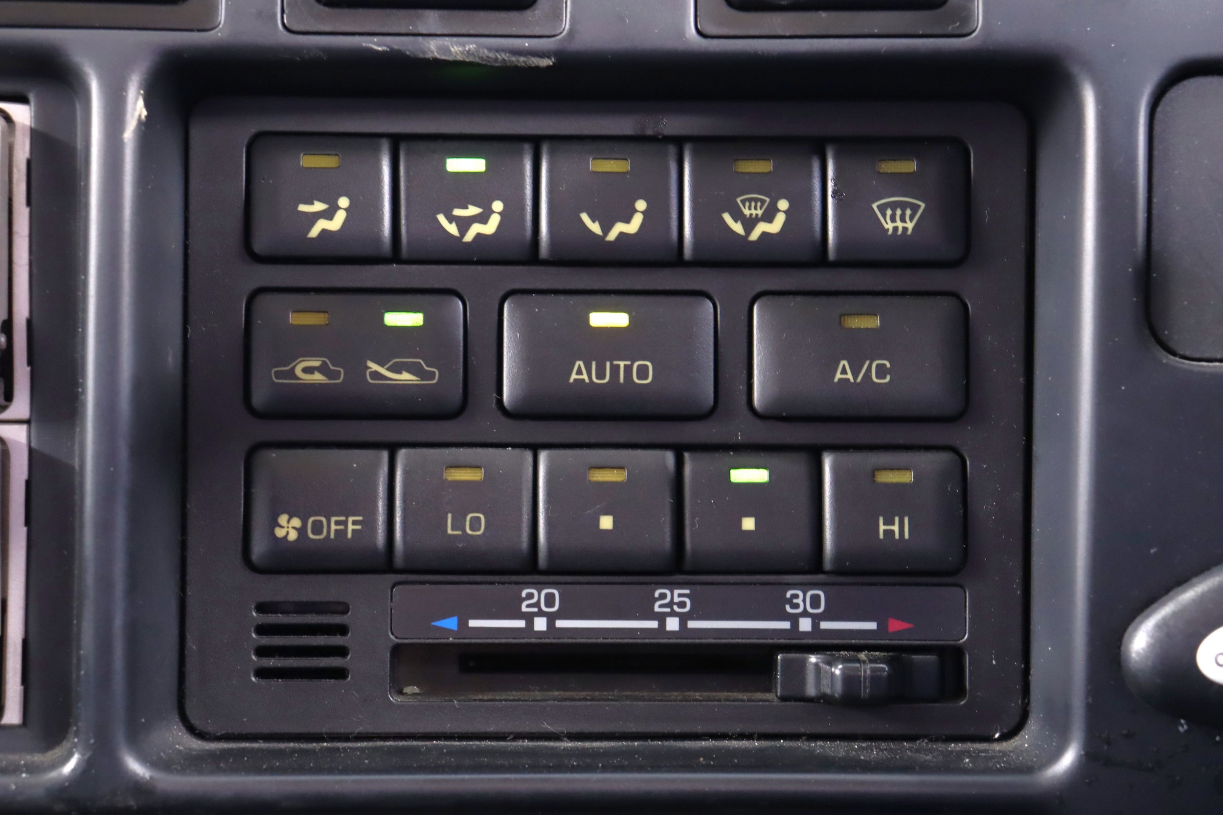 1994 Toyota Land Cruiser 17