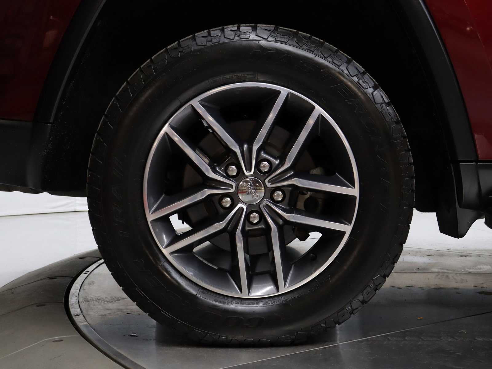 2018 Jeep Grand Cherokee 34