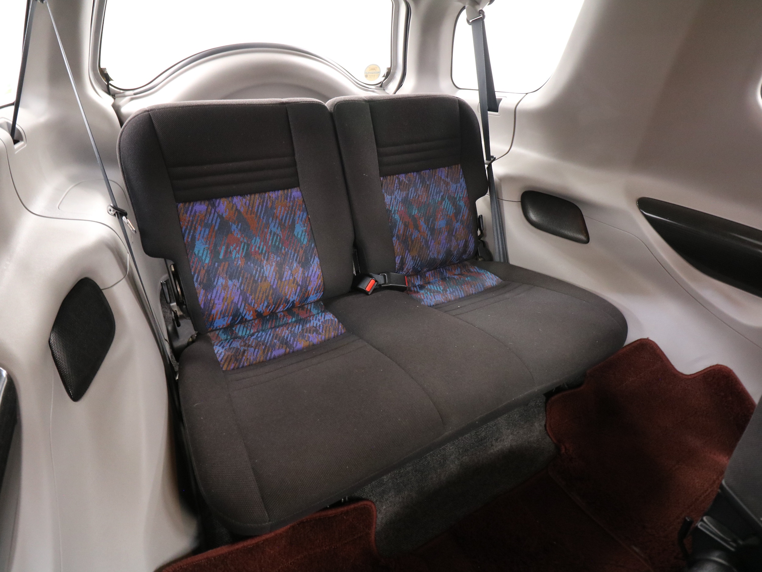 1997 Isuzu Vehicross 18
