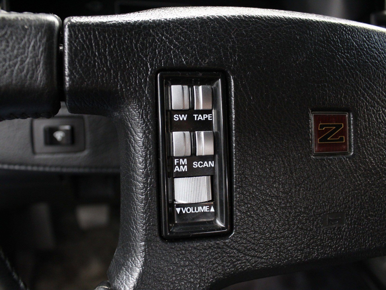 1986 Nissan 300ZX 83