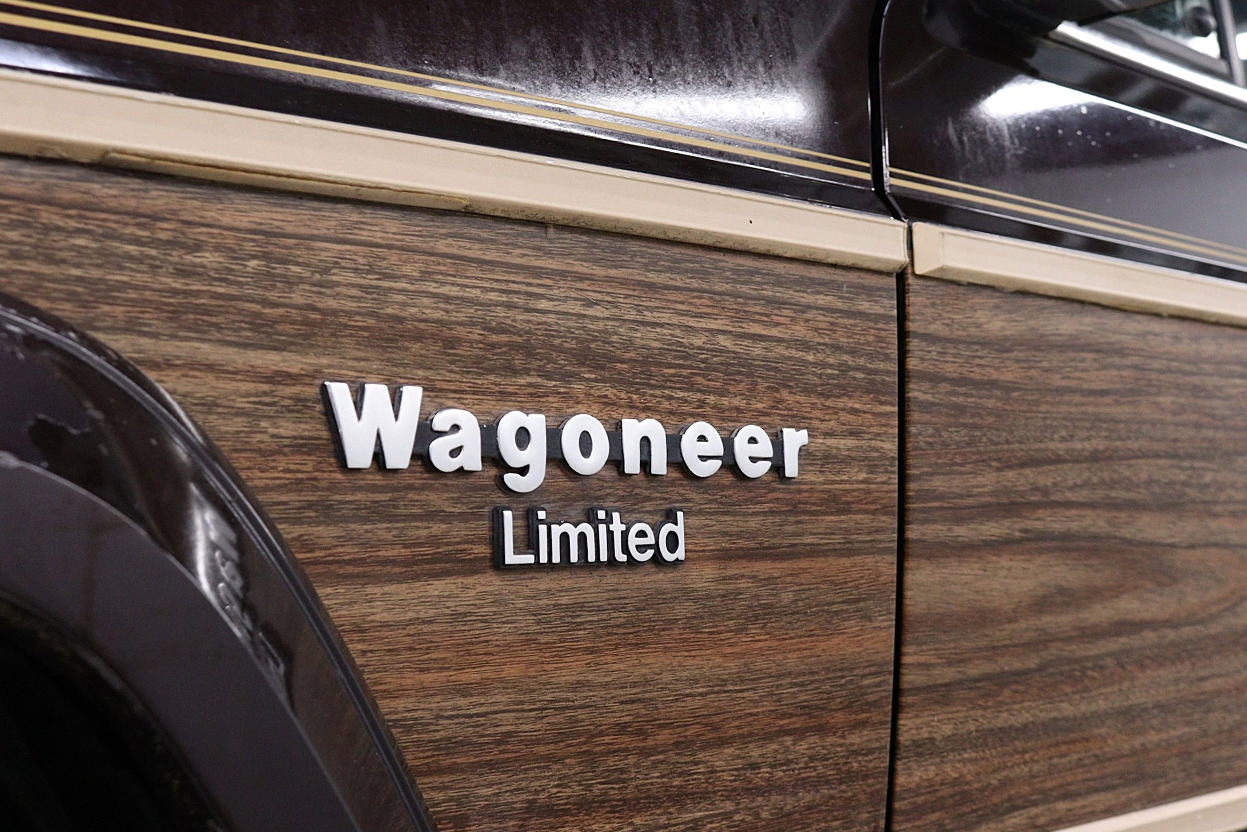 1989 Jeep Wagoneer Limited 73