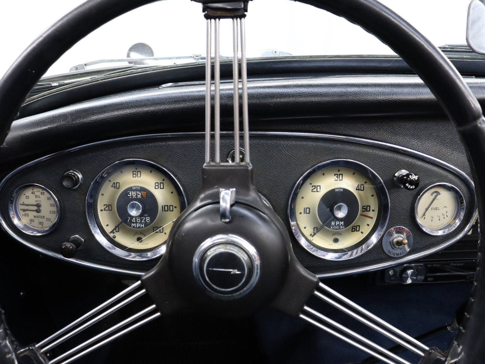 1960 Austin Healey 3000 19
