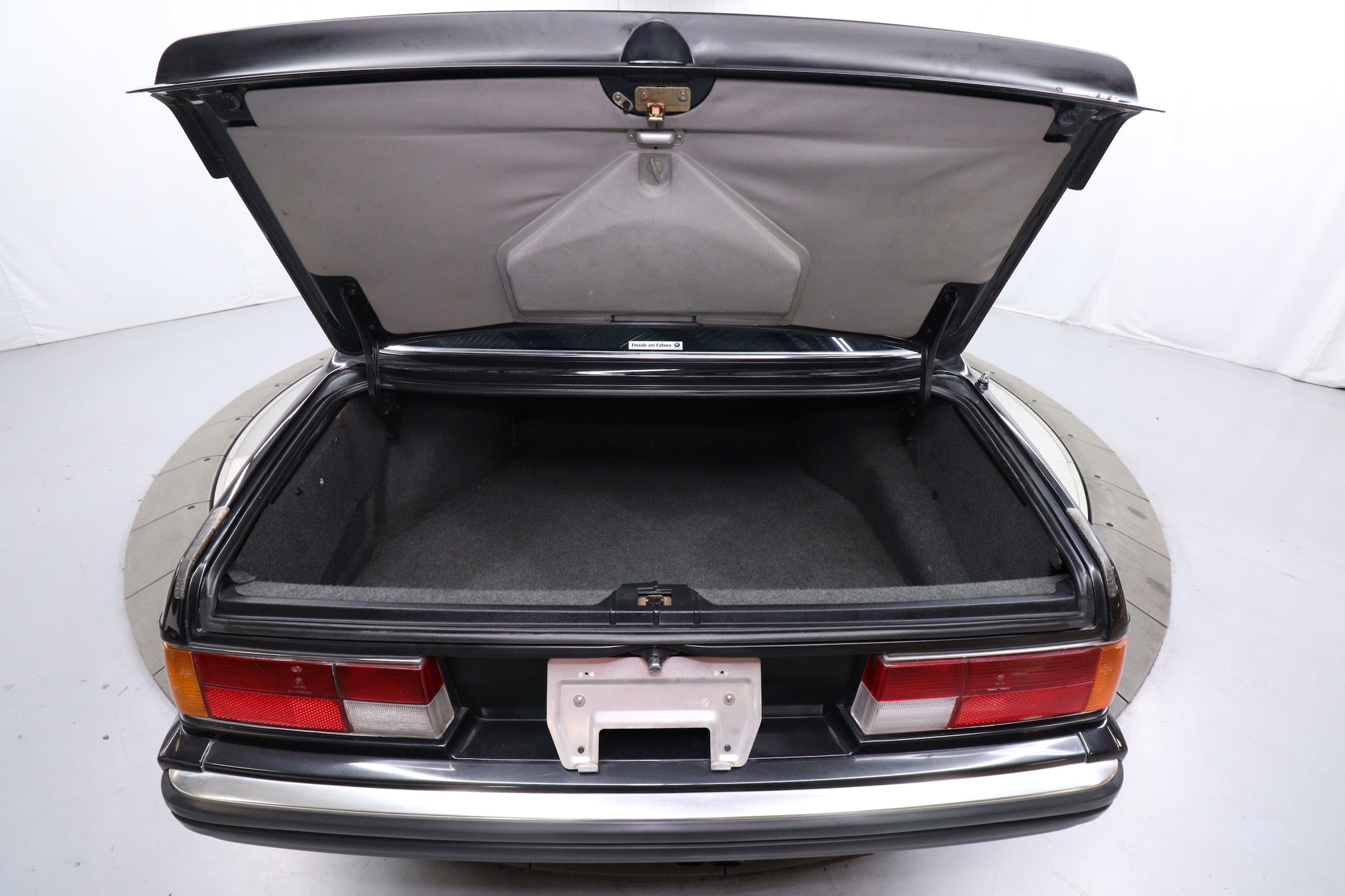 1989 BMW 635 Si 25