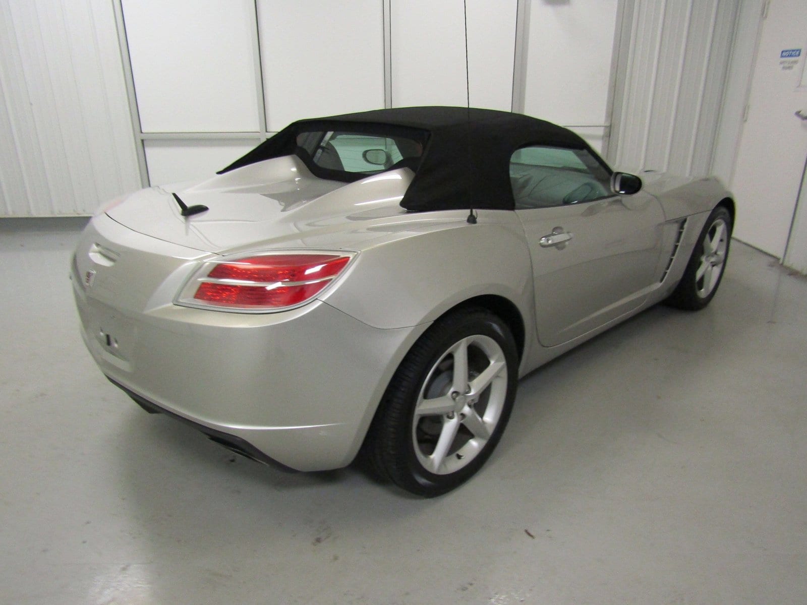2007 Saturn Sky 14