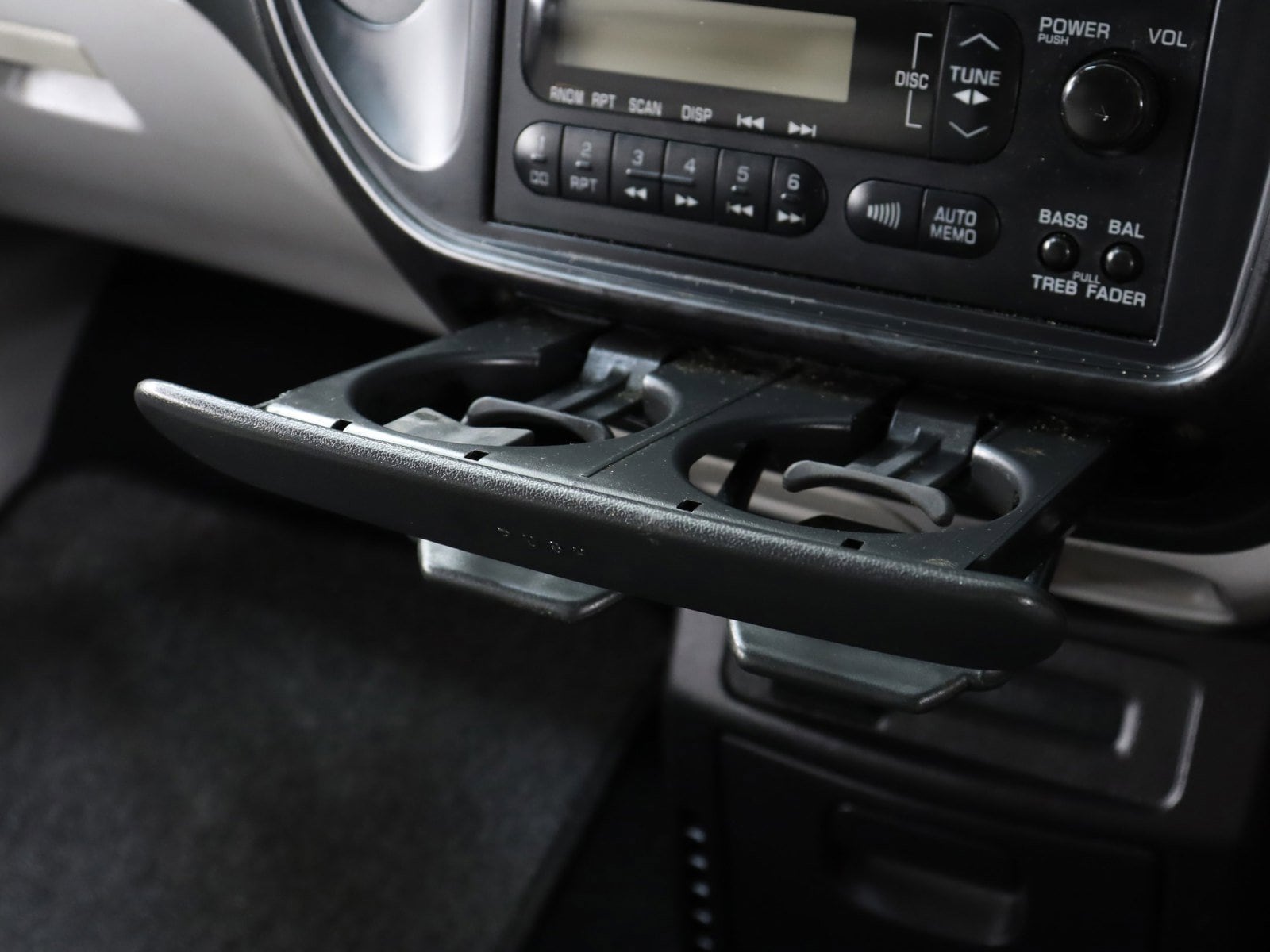 1998 Mitsubishi Delica 51