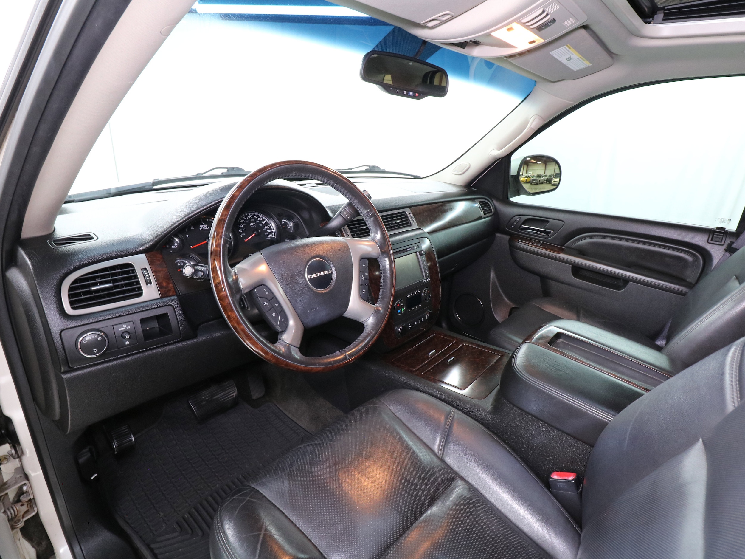 2013 GMC Yukon 9