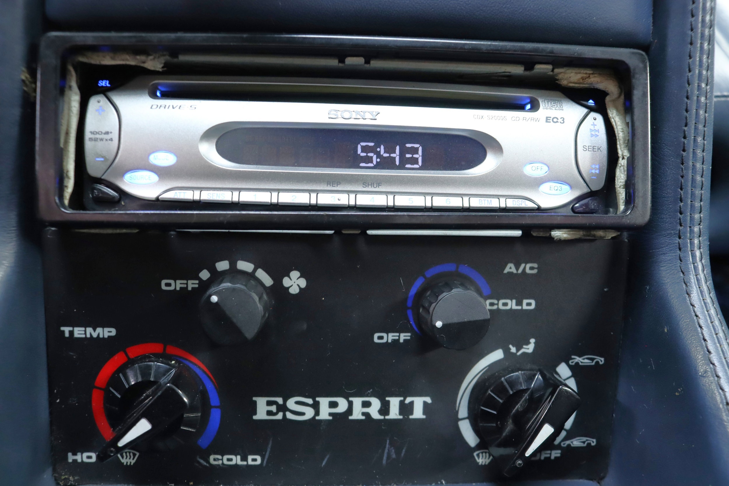 1990 Lotus Espirit Turbo SE 16