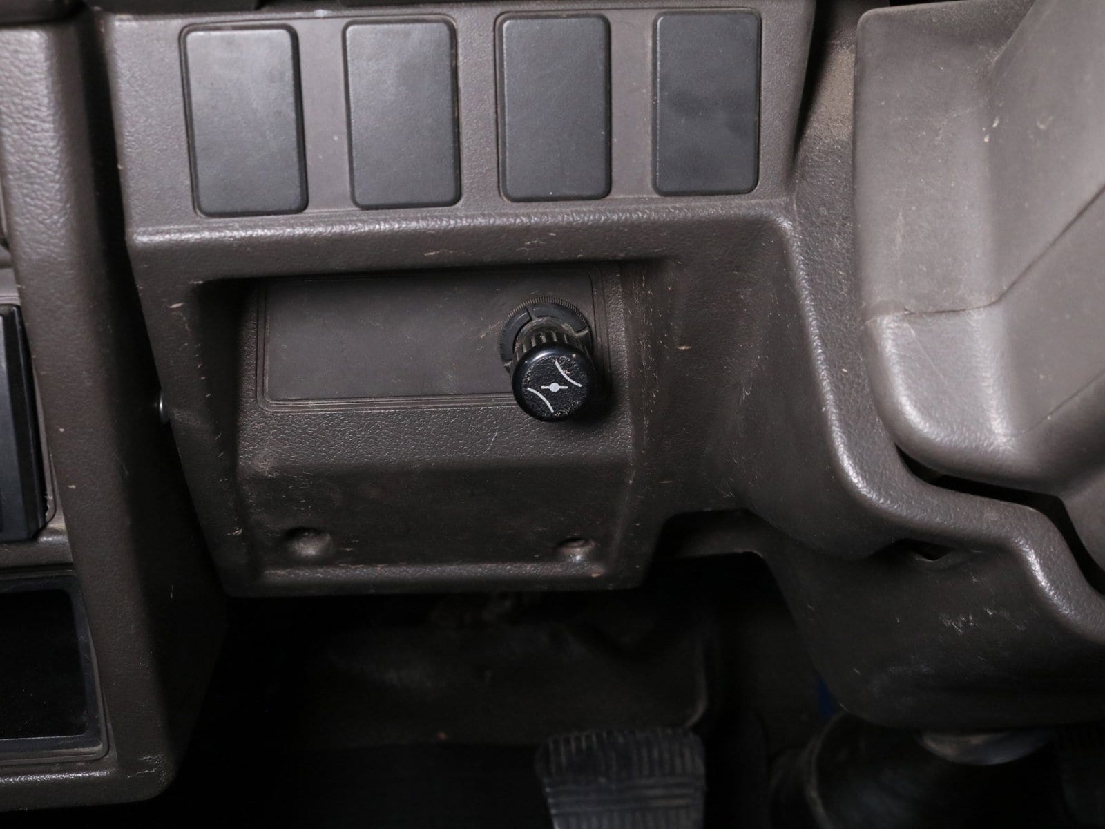 1983 Nissan Vanette 35