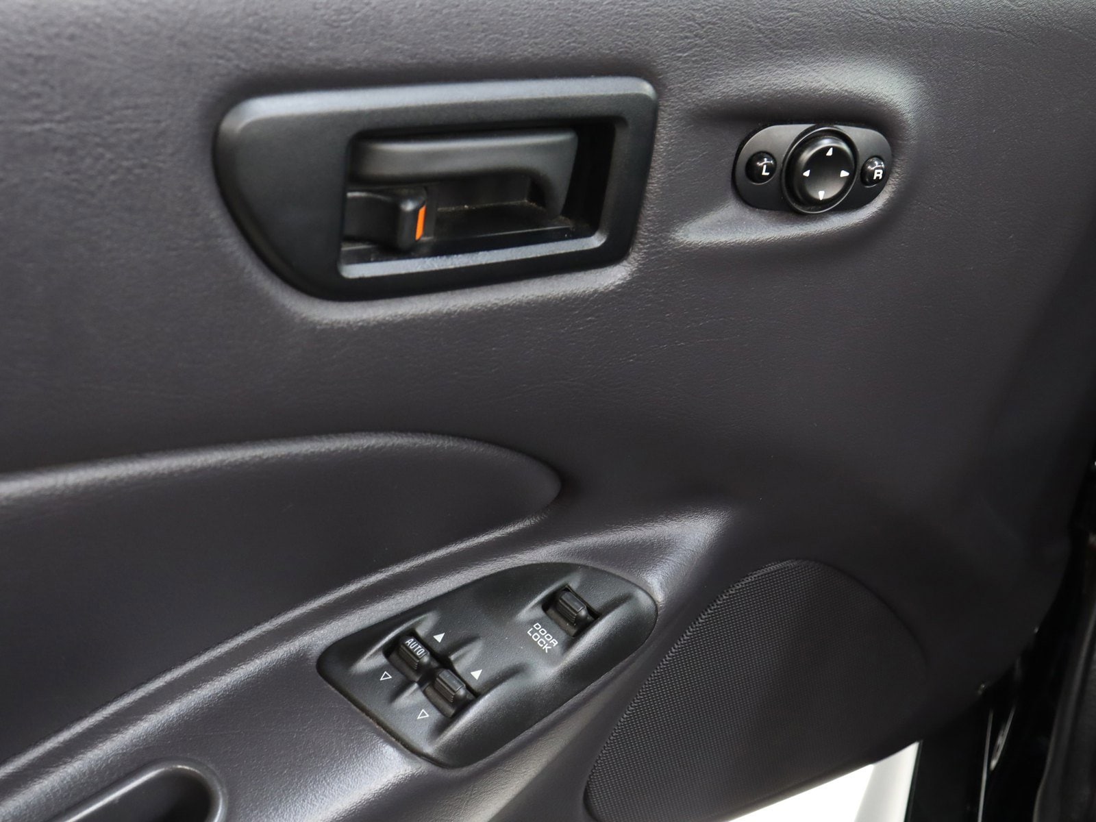 1999 Plymouth Prowler 22