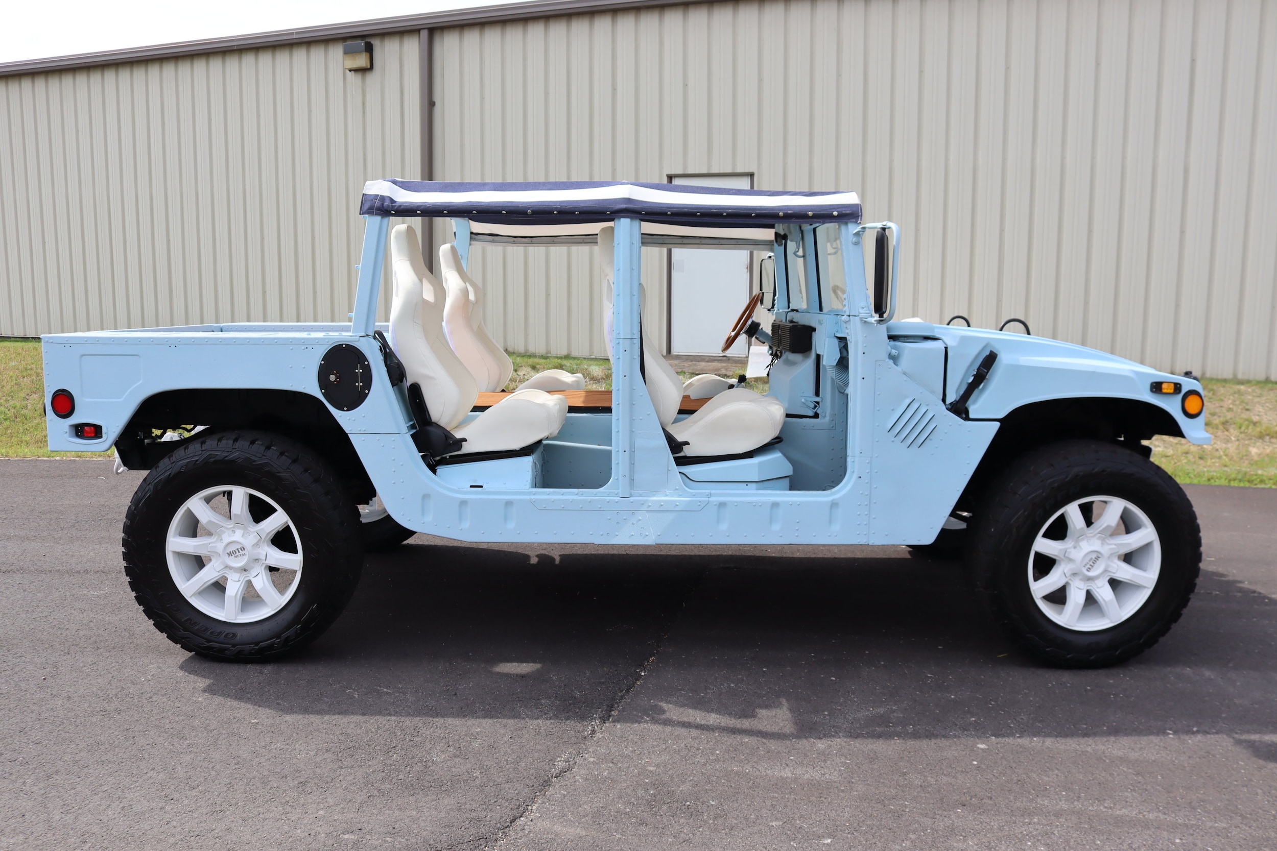 1987 AM General Humvee 8