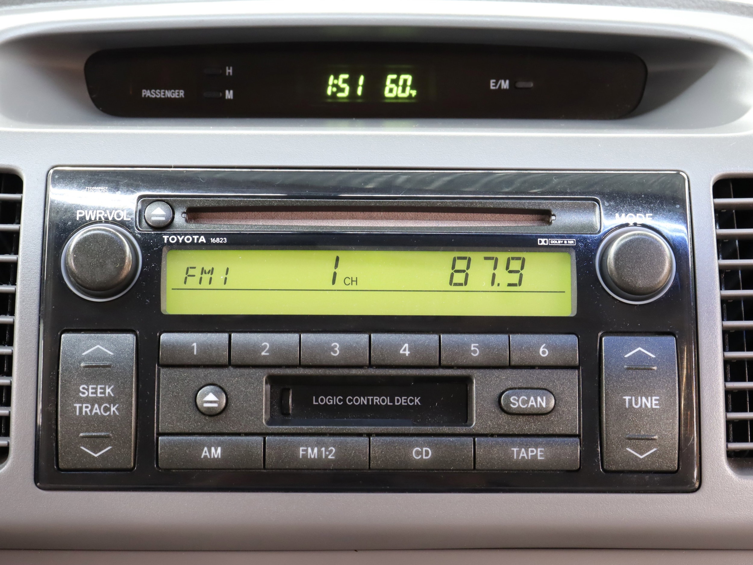 2003 Toyota Camry 12