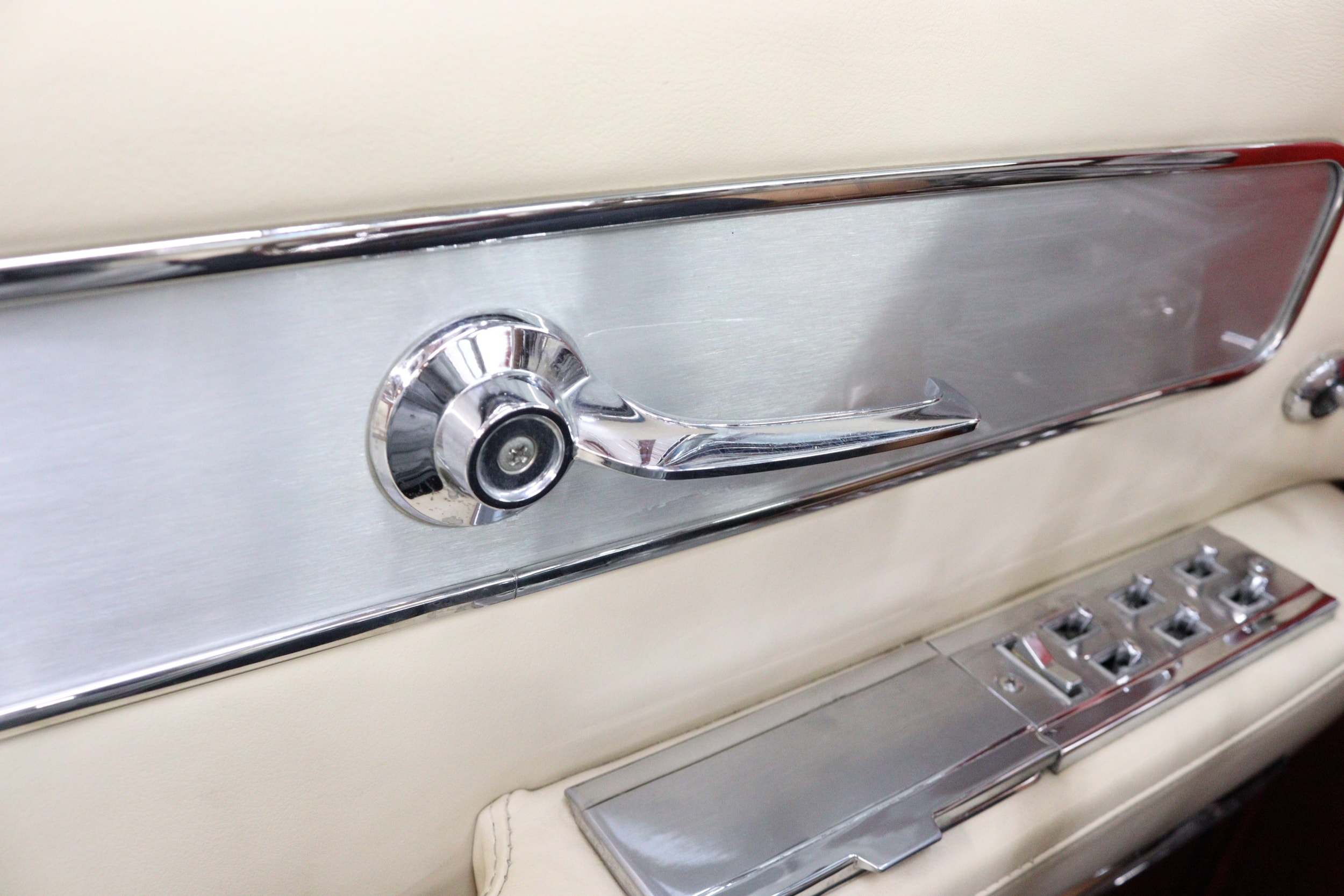 1963 Lincoln Continental 61
