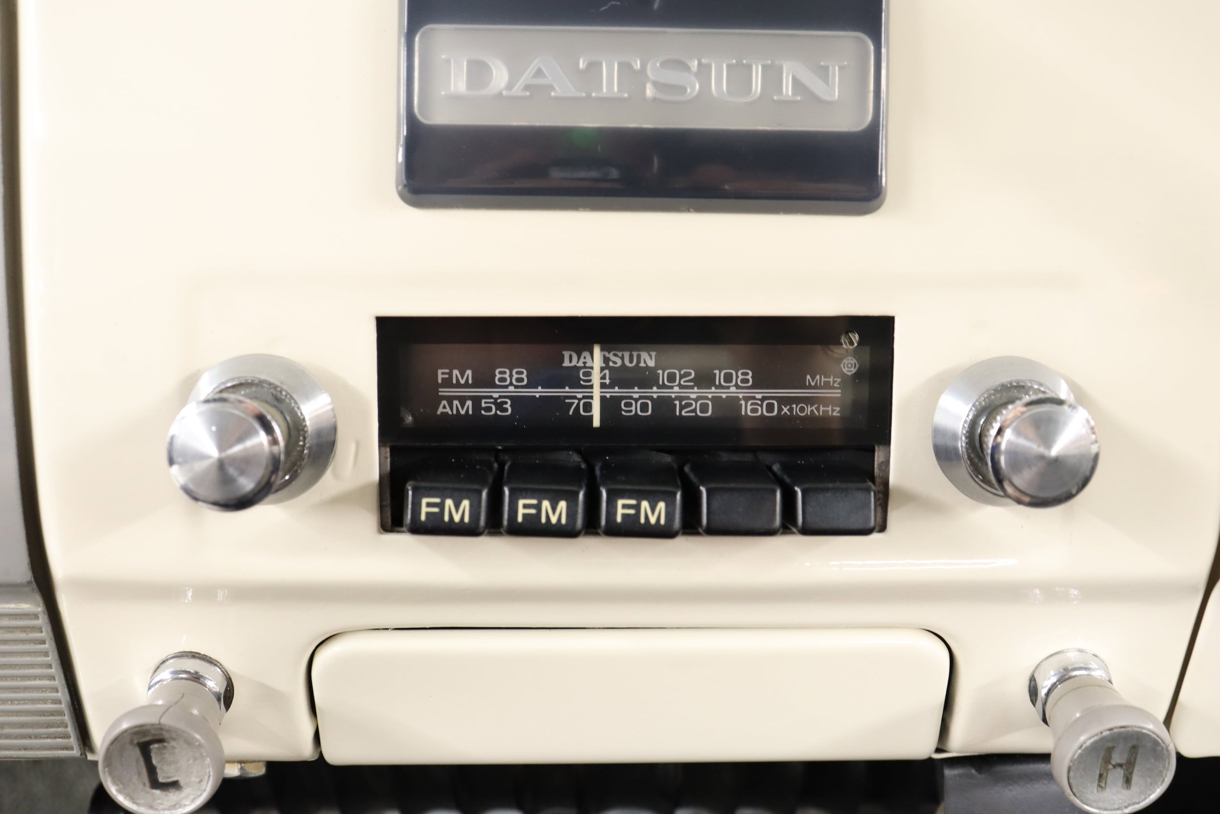 1964 Datsun 1200 13