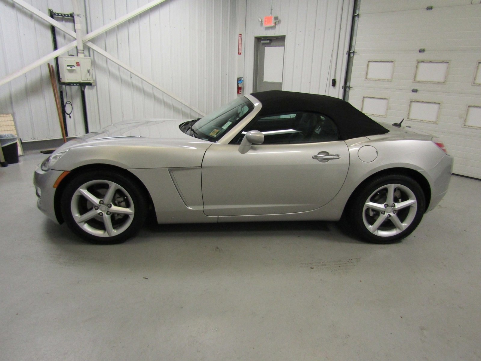2007 Saturn Sky 8