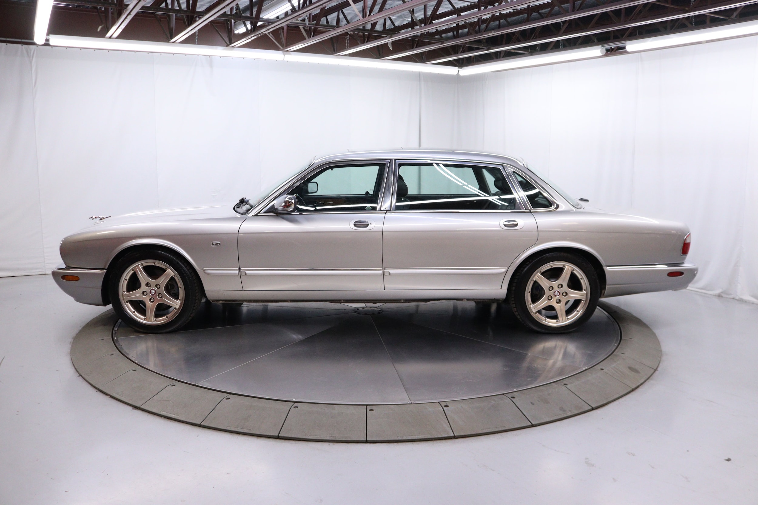 2001 Jaguar Vdpsc 4