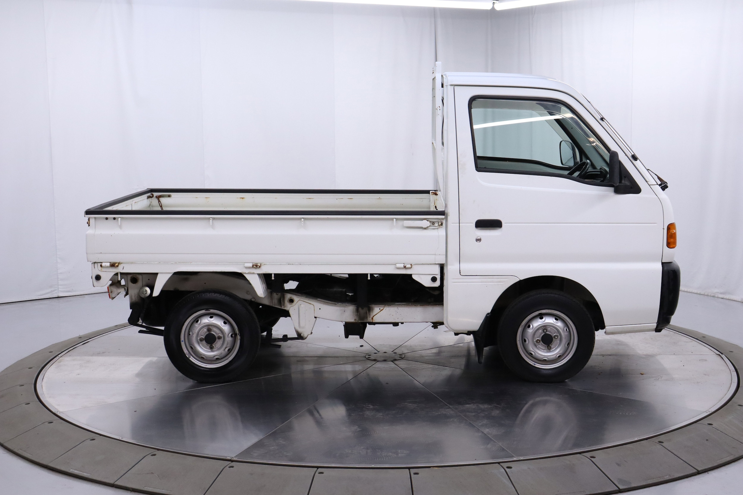 1996 Suzuki Carry 10