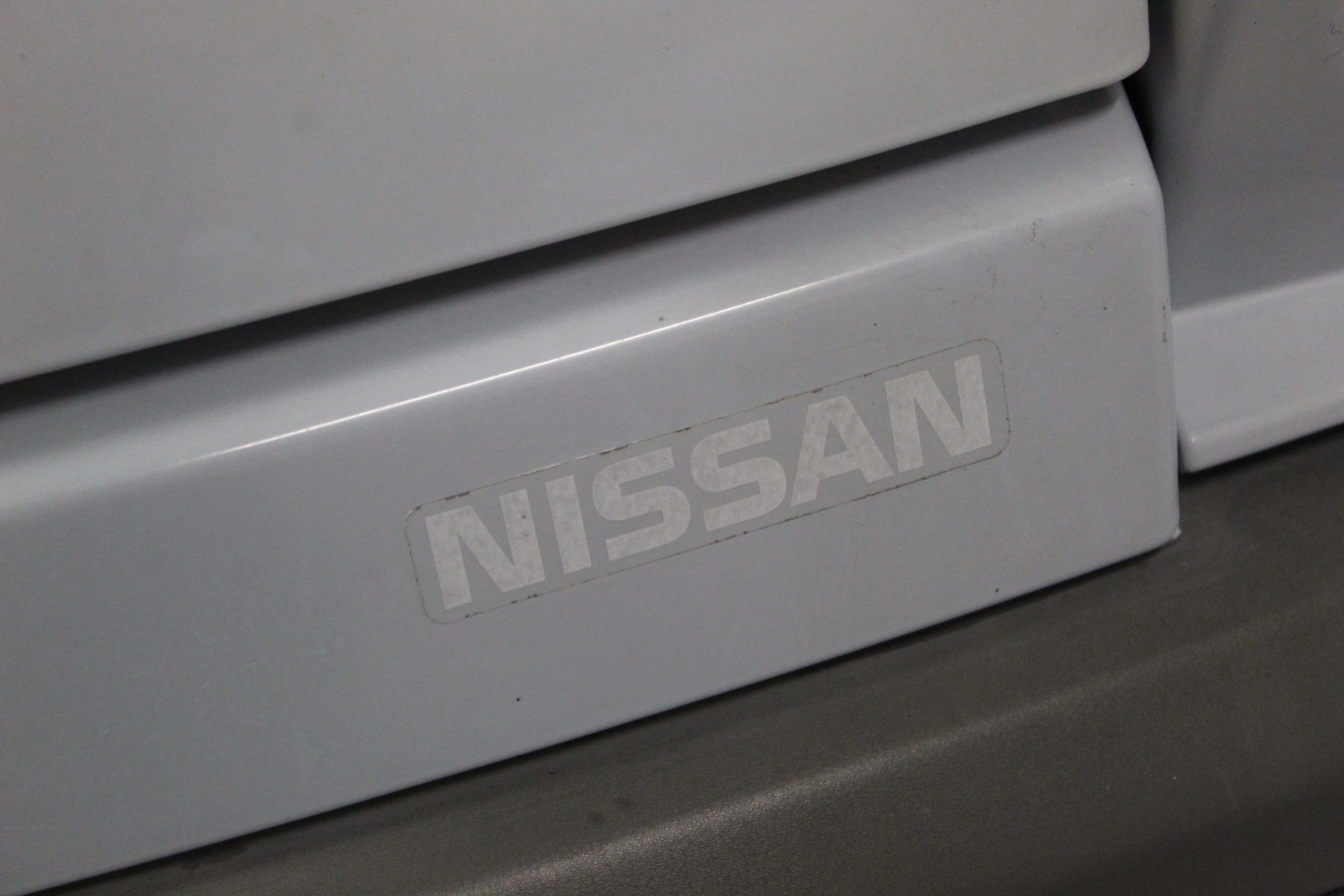 1990 Nissan S-Cargo 43