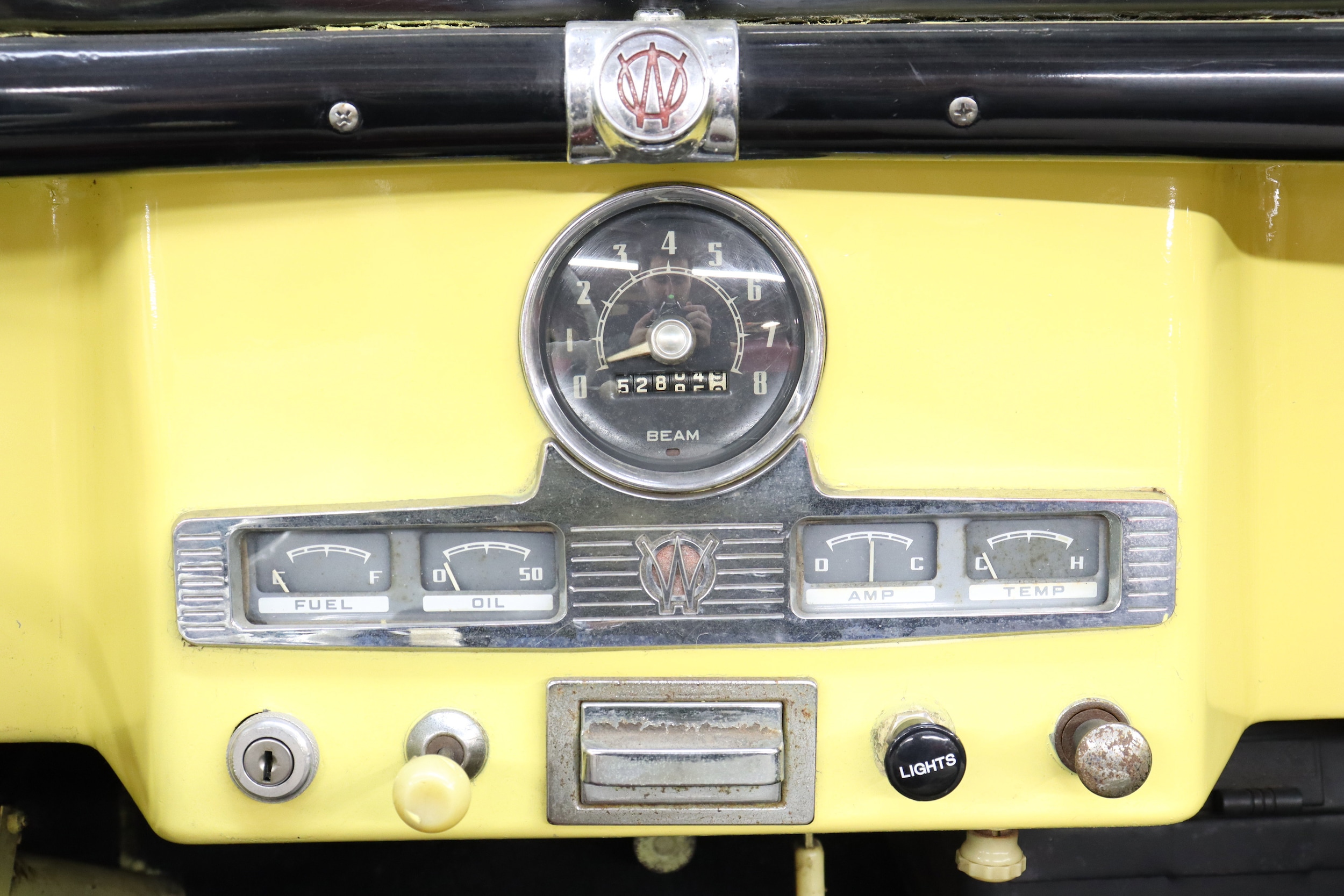 1950 Willys Jeepster 18