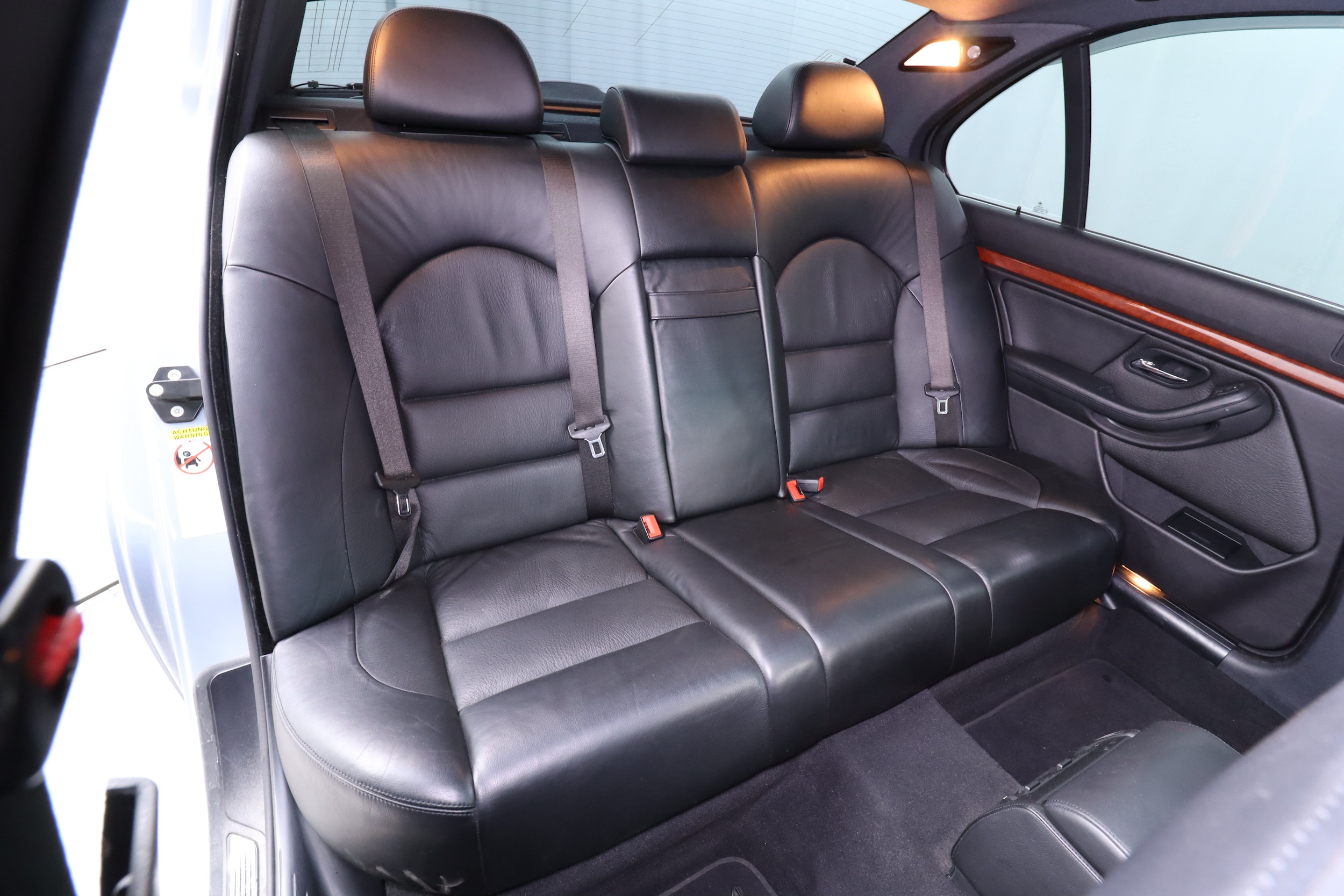 2000 BMW M5 19