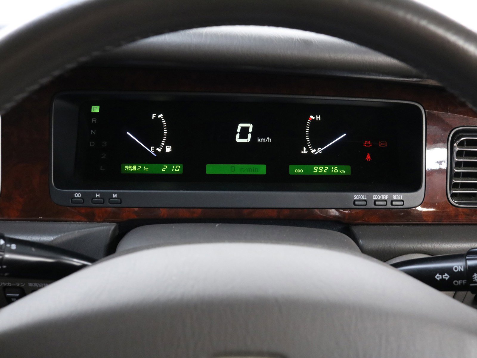 1997 Toyota Century 13