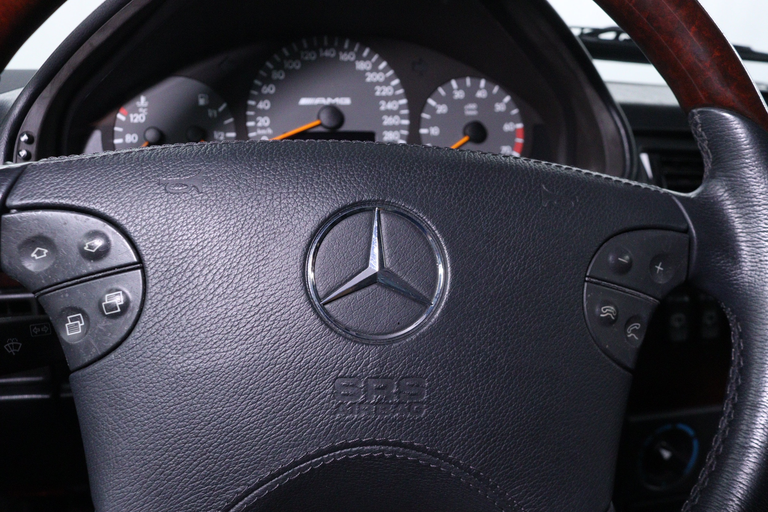 2000 Mercedes Benz AMG G55L 63