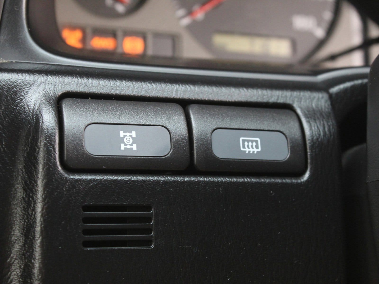 1996 Nissan Stagea 45