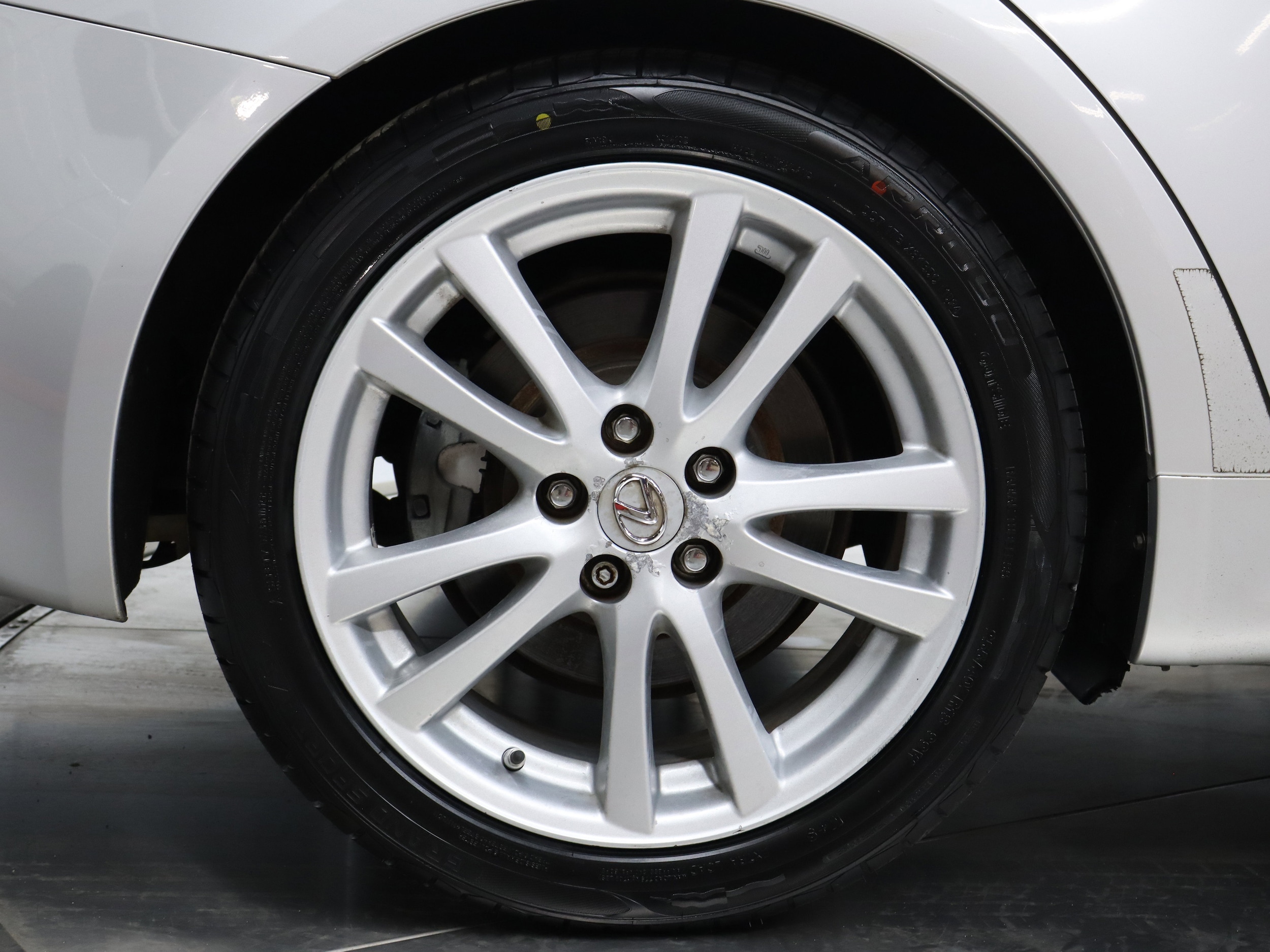 2006 Lexus IS 350 32