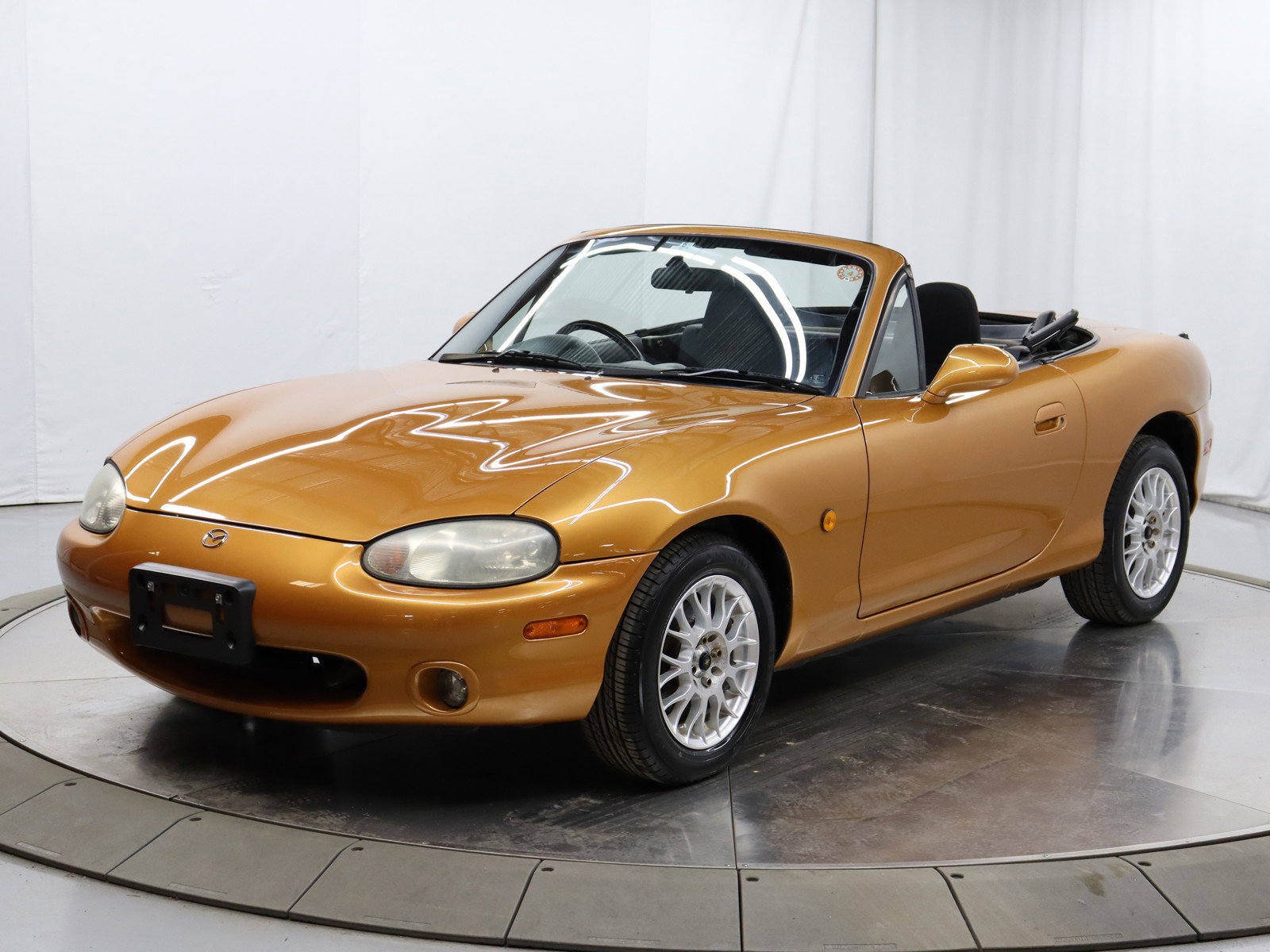 1998 Mazda Eunos Roadster 2