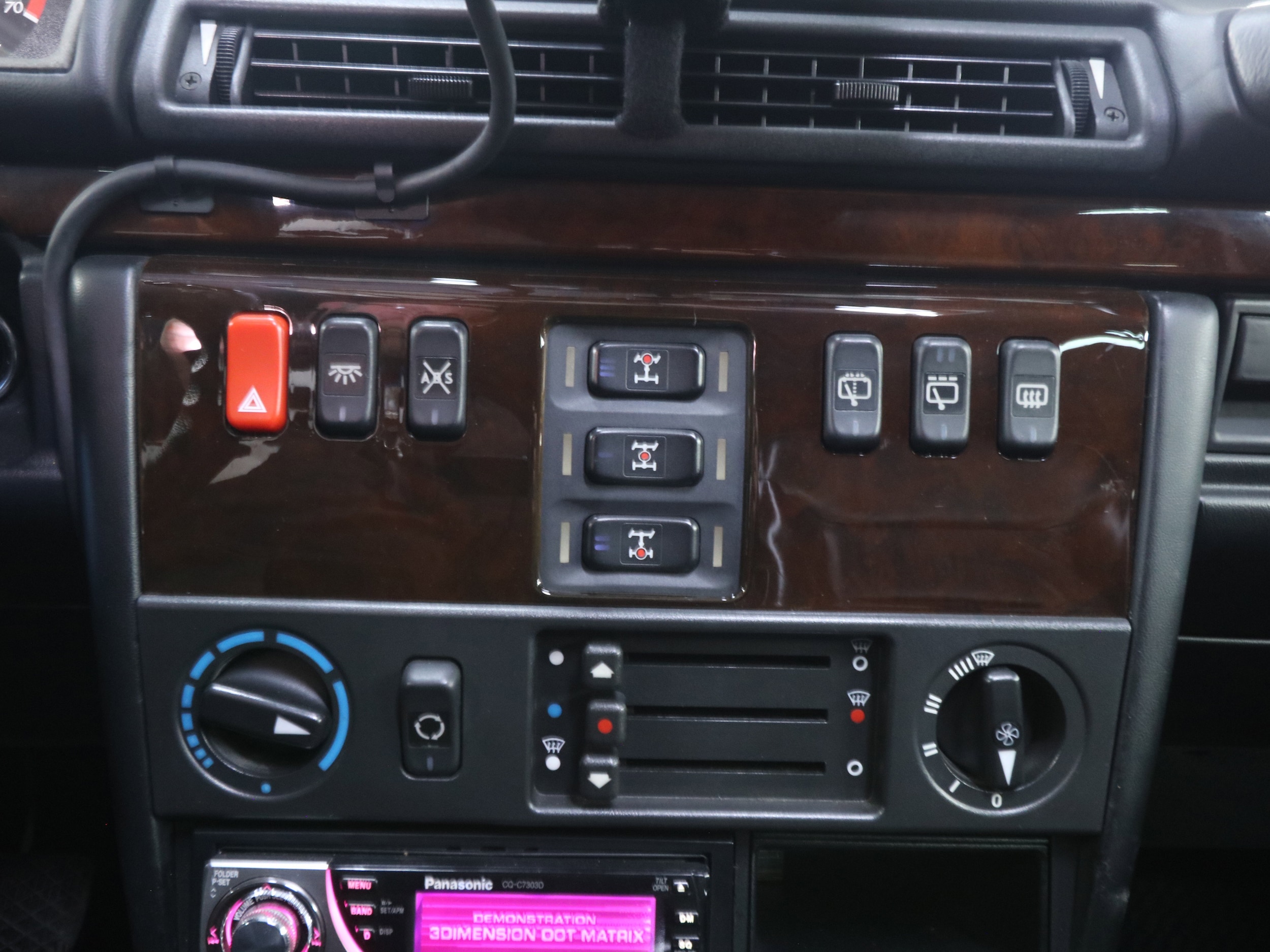 1995 Mercedes-Benz G320 13