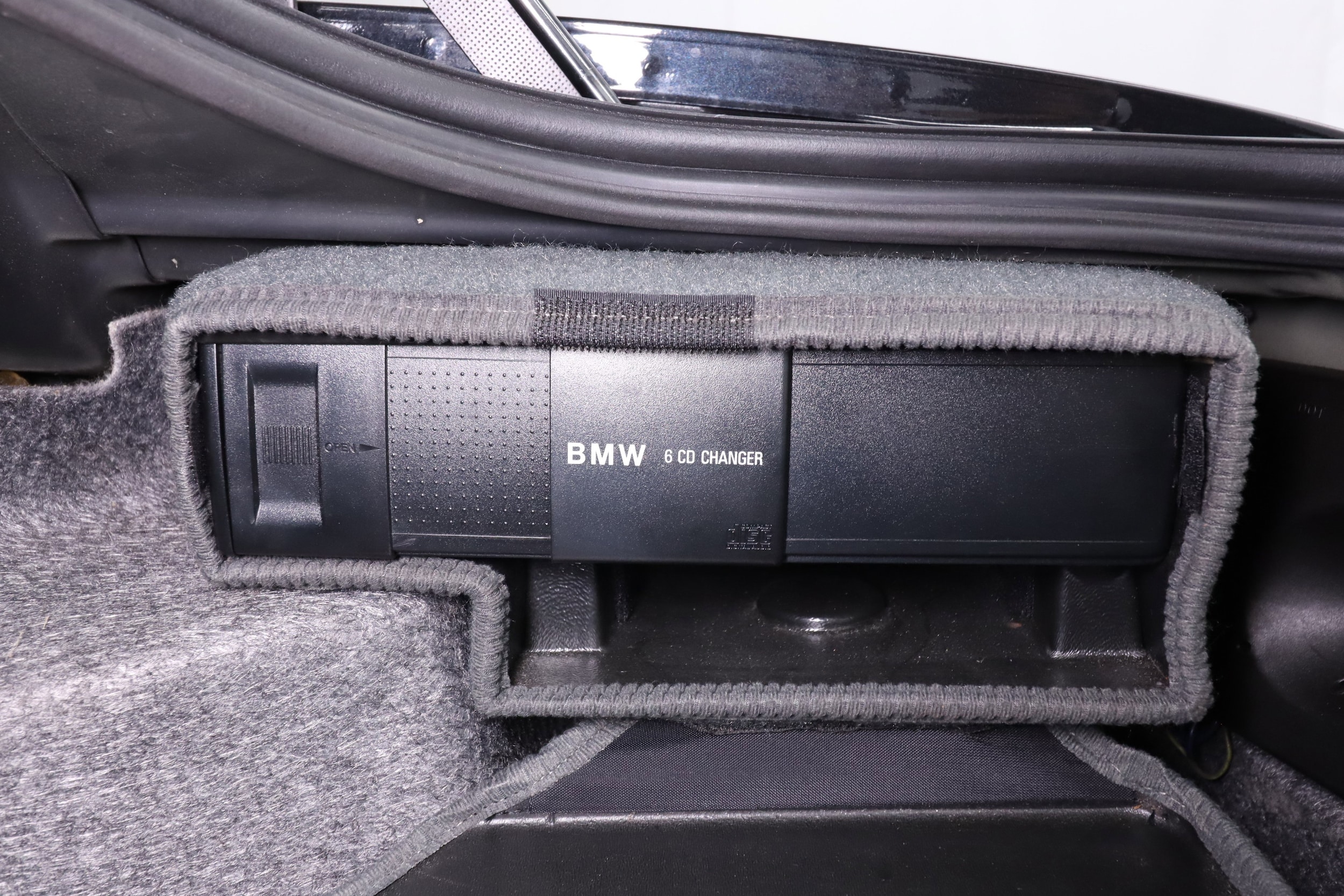 1998 BMW Z3 26