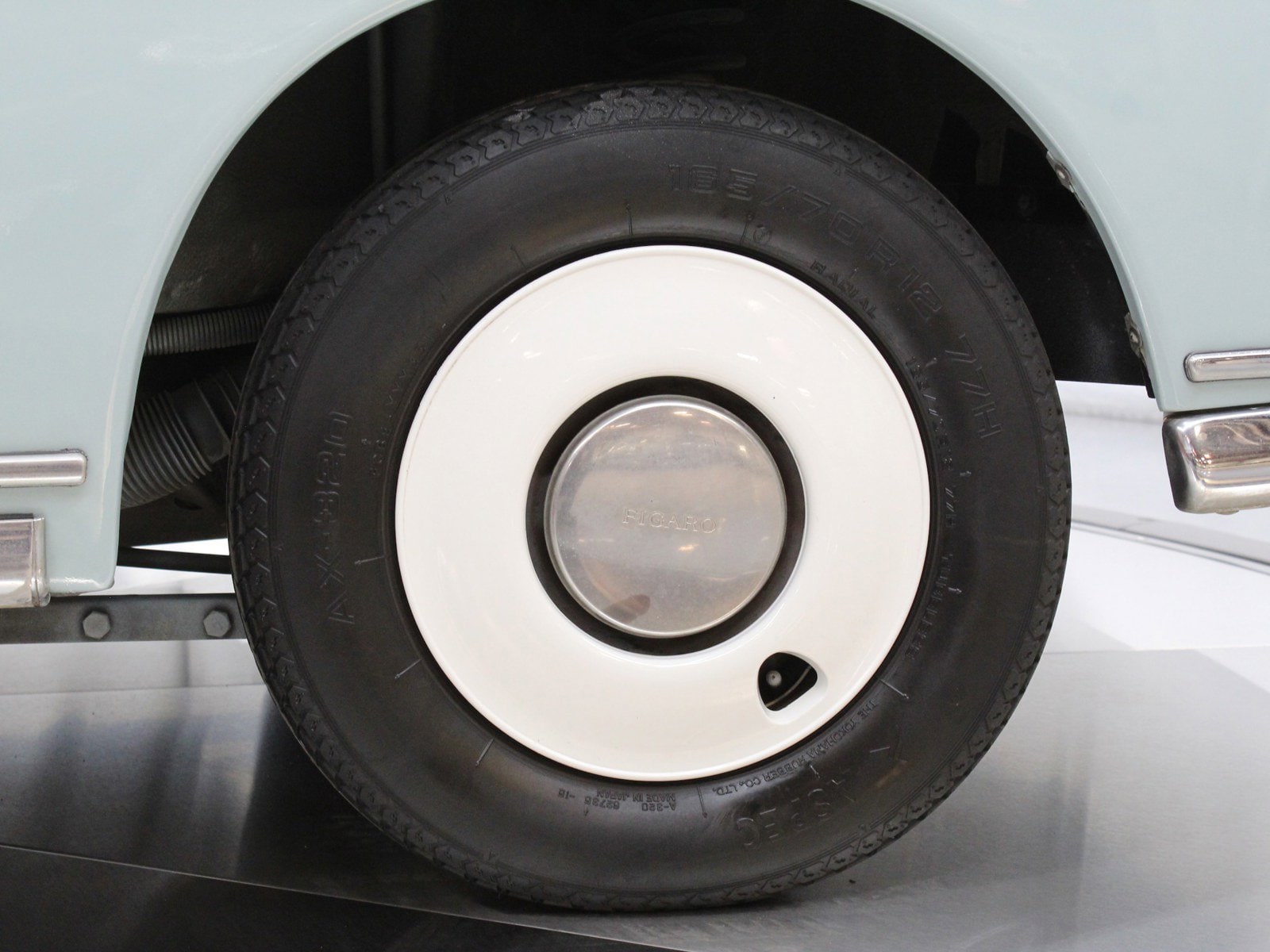 1991 Nissan Figaro 31