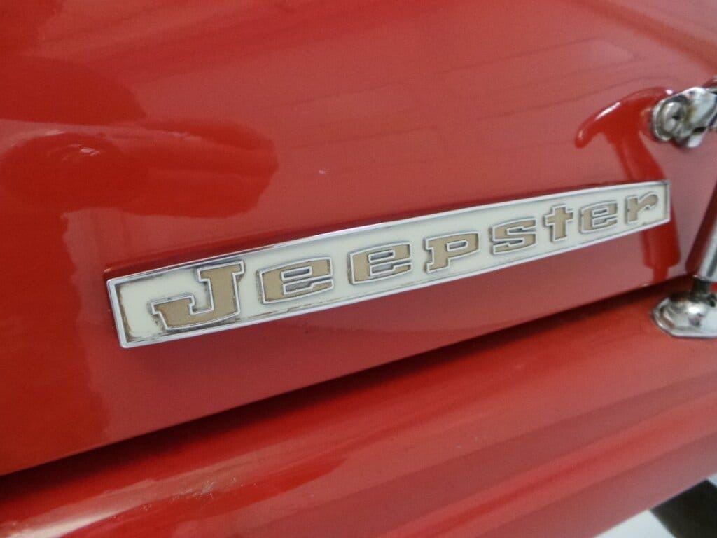 1967 Kaiser Jeep Jeepster 46