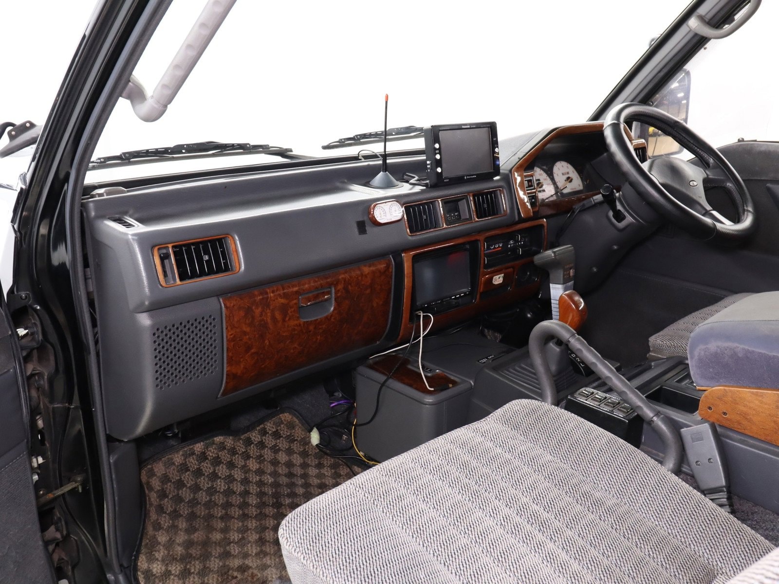 1994 Mitsubishi Delica 17