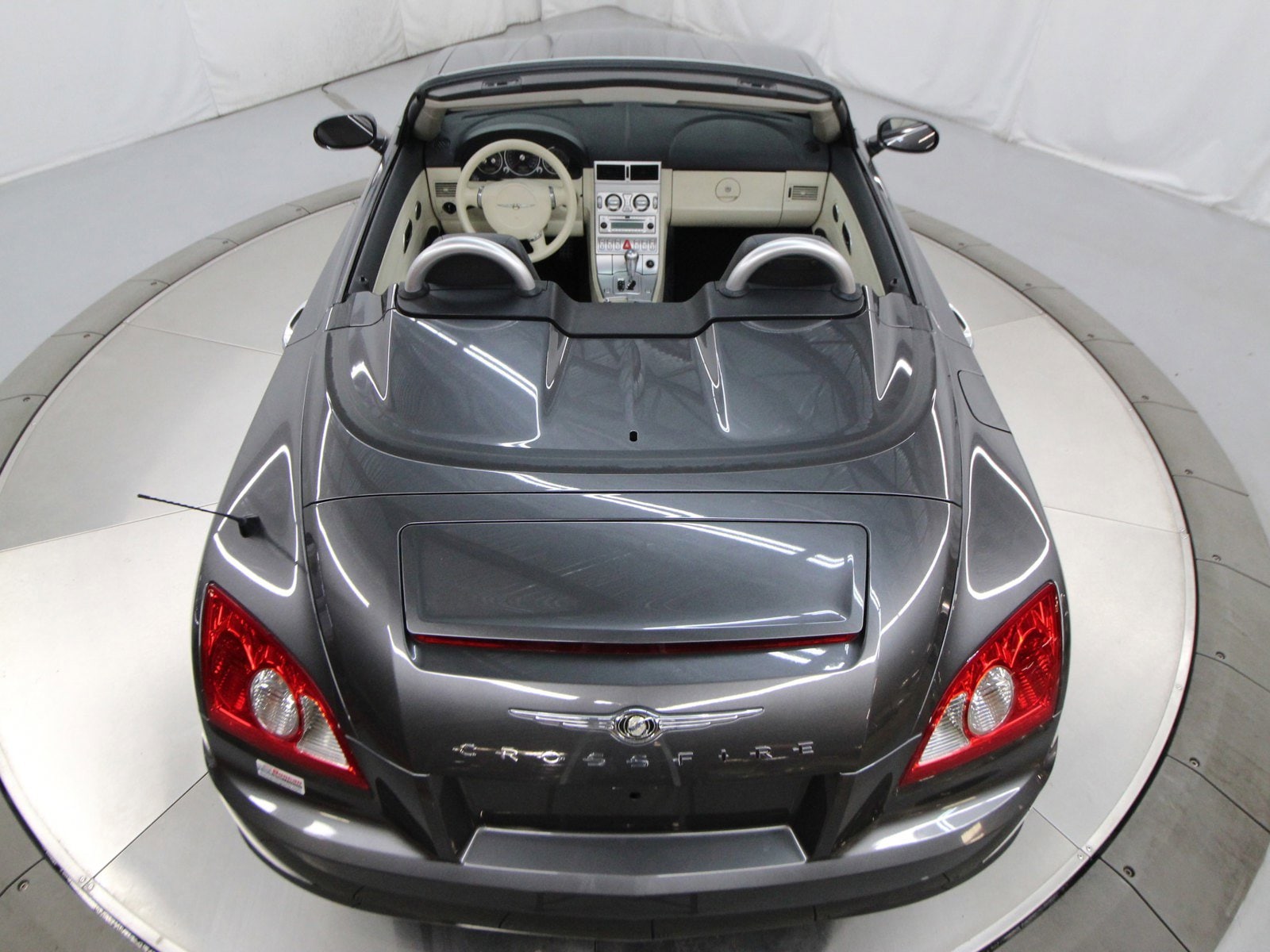 2005 Chrysler Crossfire 39