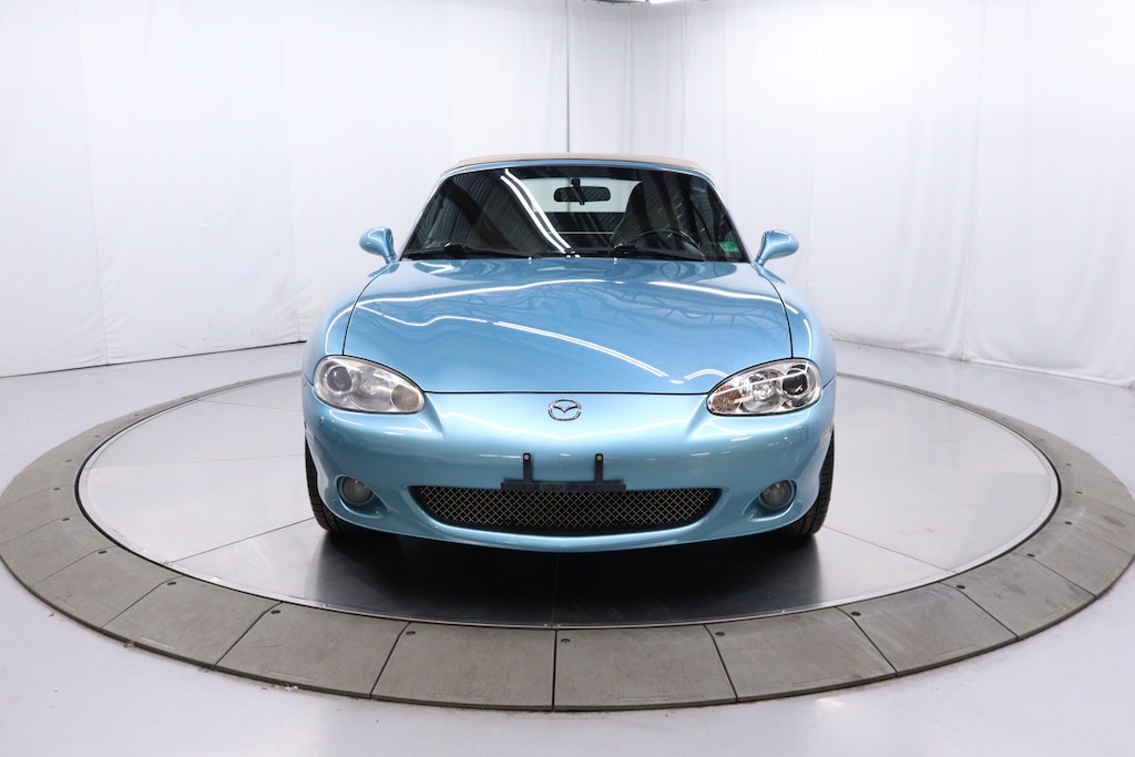 Used 2001 Mazda MX-5 Miata Convertible