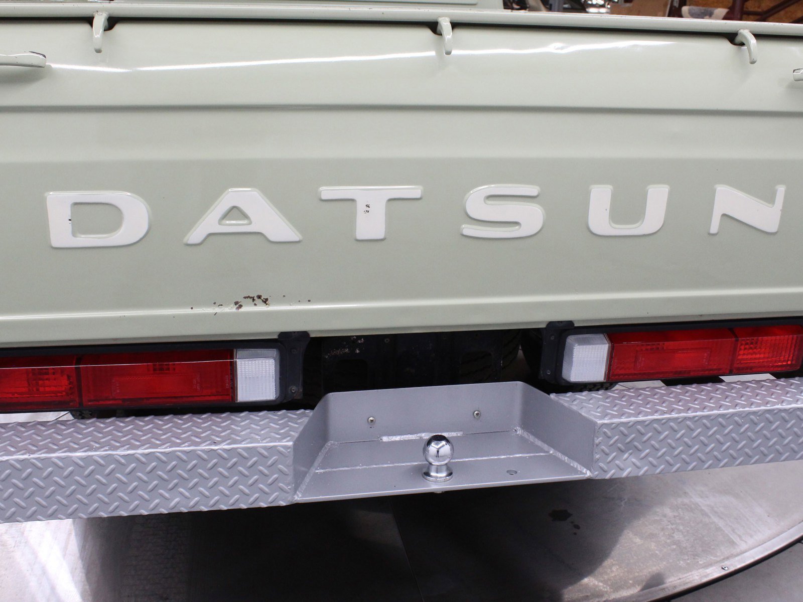 1971 Datsun 1600 39