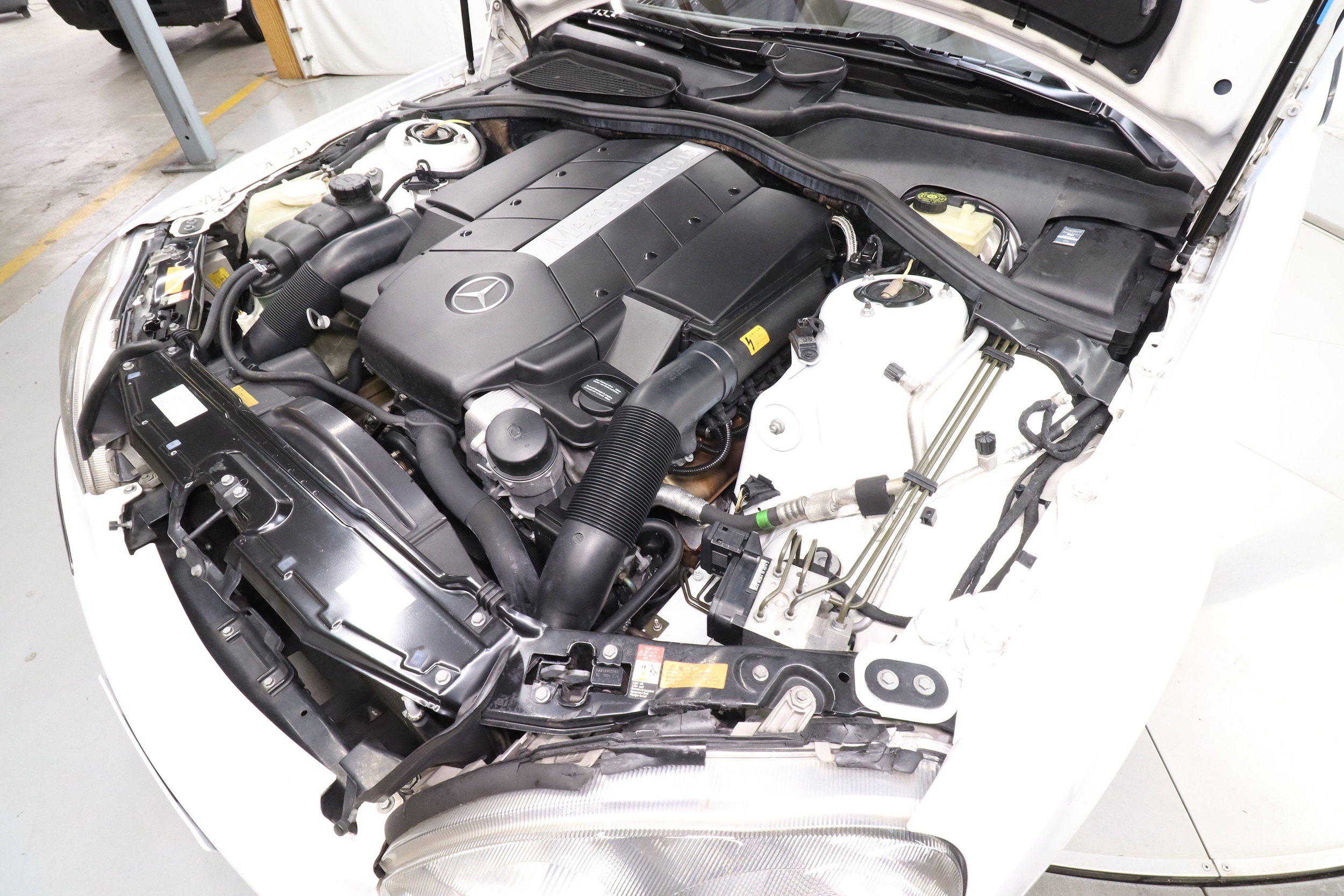 2000 Mercedes-Benz S500 33