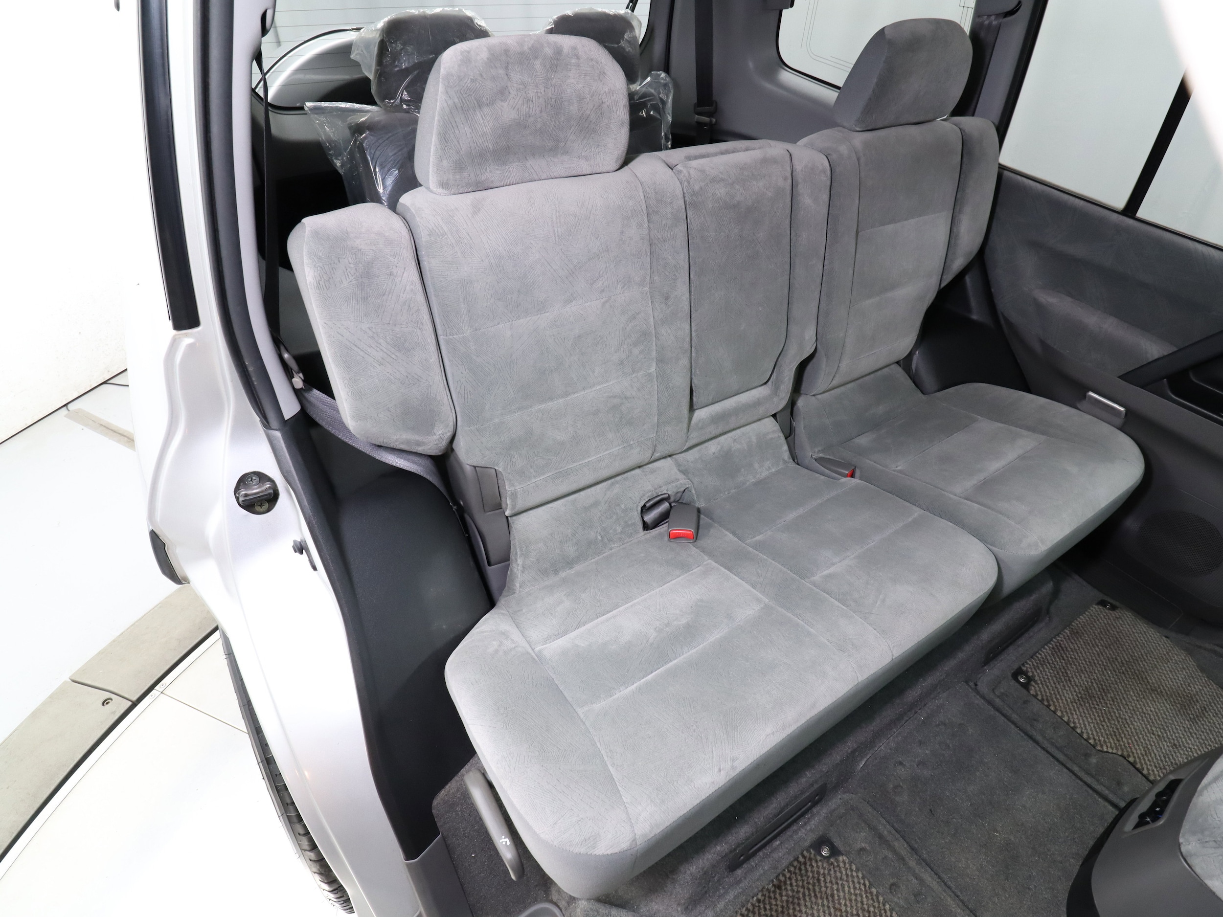 2000 Mitsubishi Pajero 20