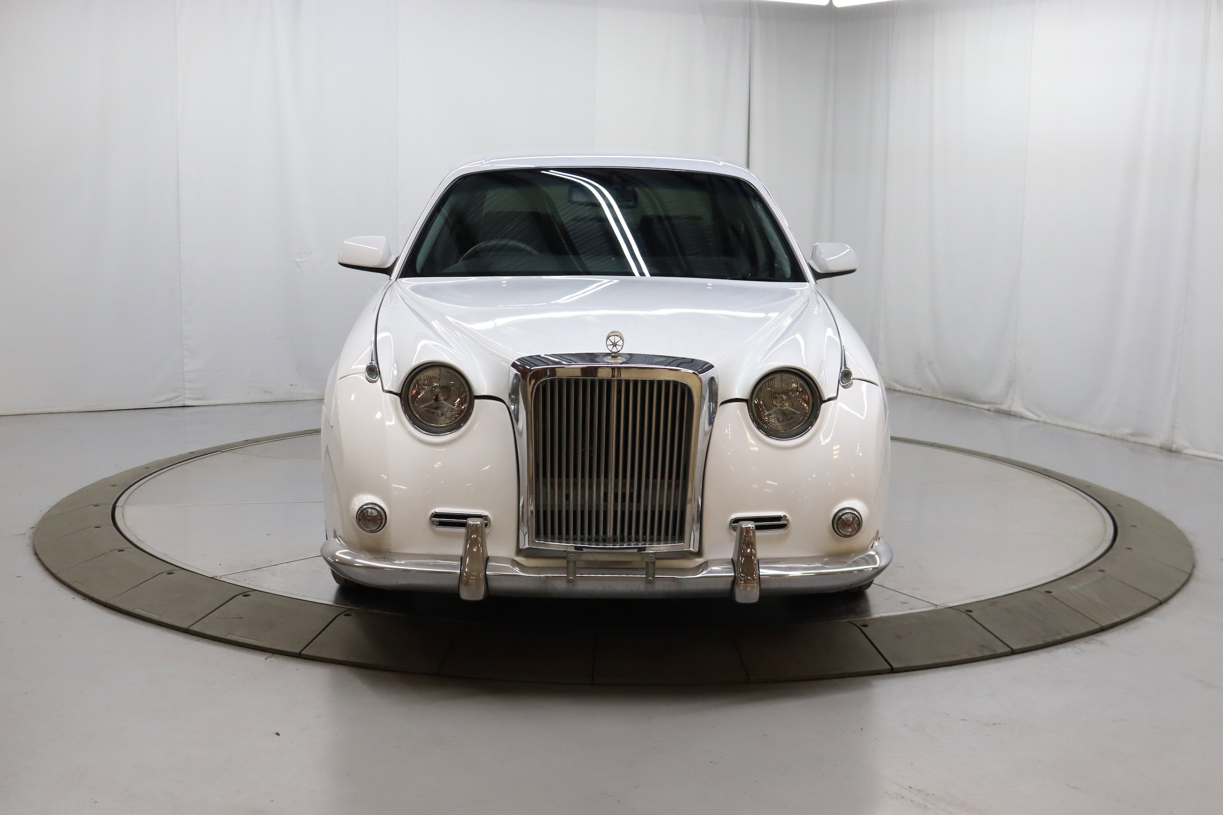 2001 Mitsuoka Galue 2 5