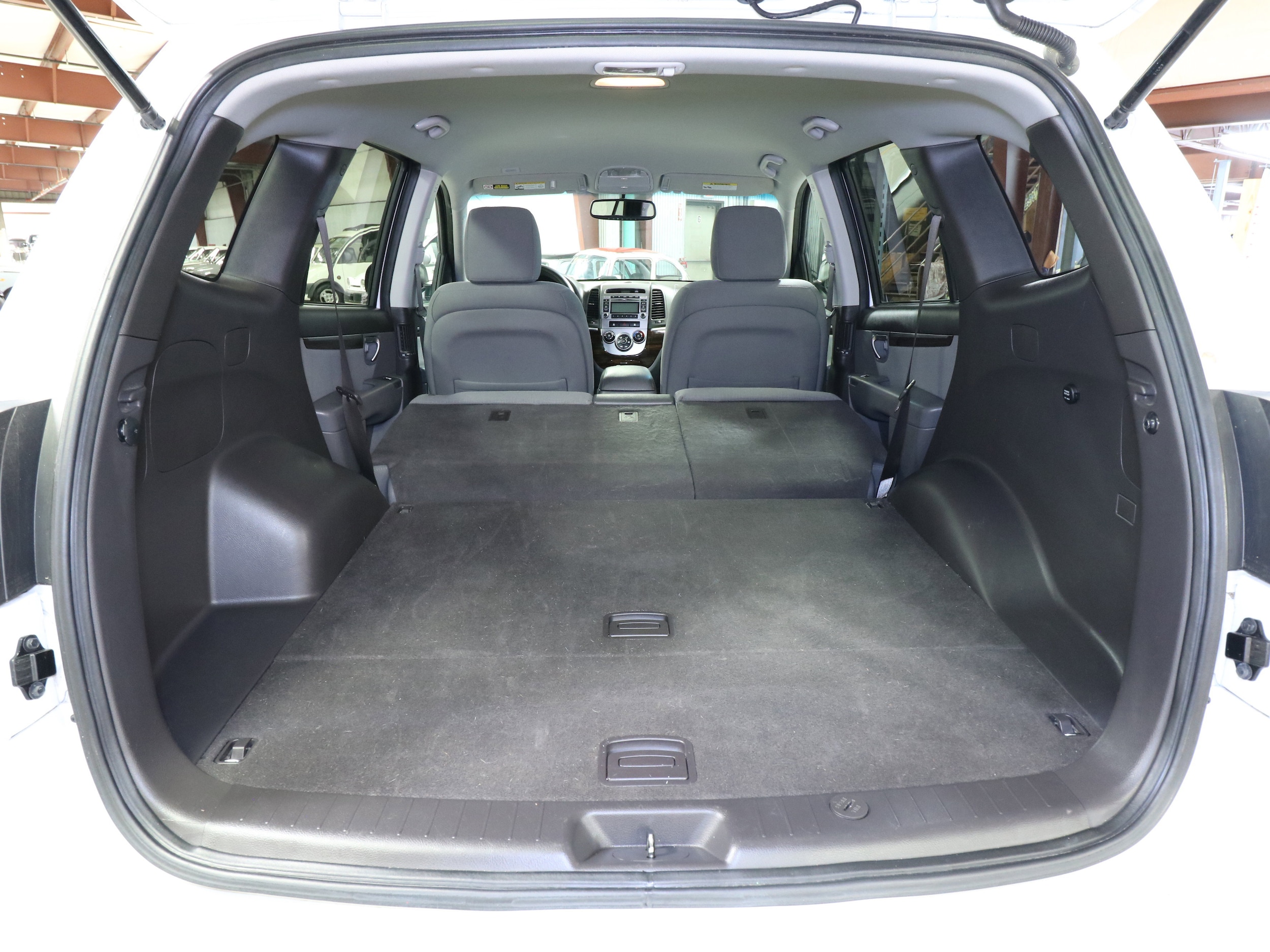 2012 Hyundai Santa Fe 30