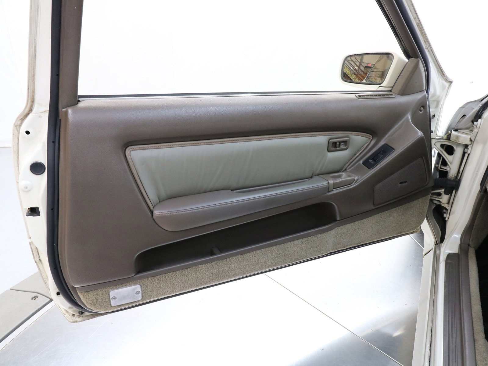 1989 Toyota Soarer 19