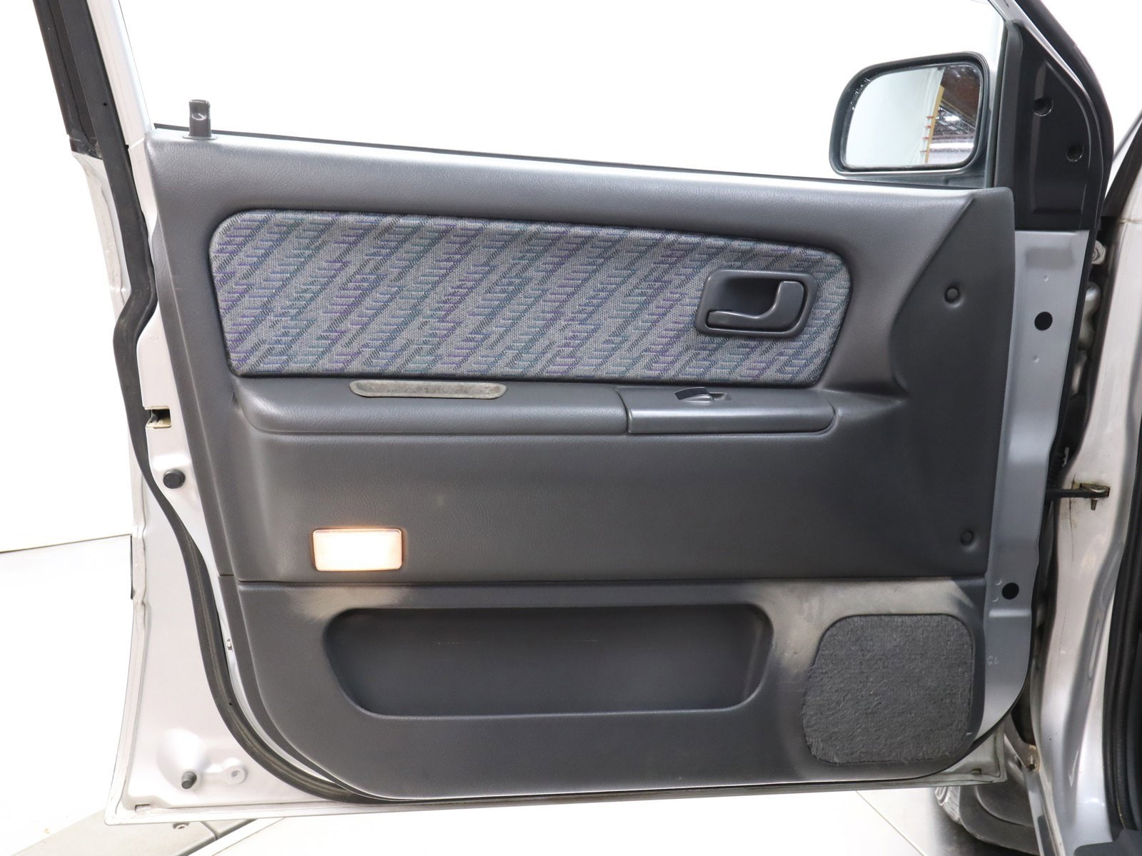1995 Mitsubishi Chariot 20