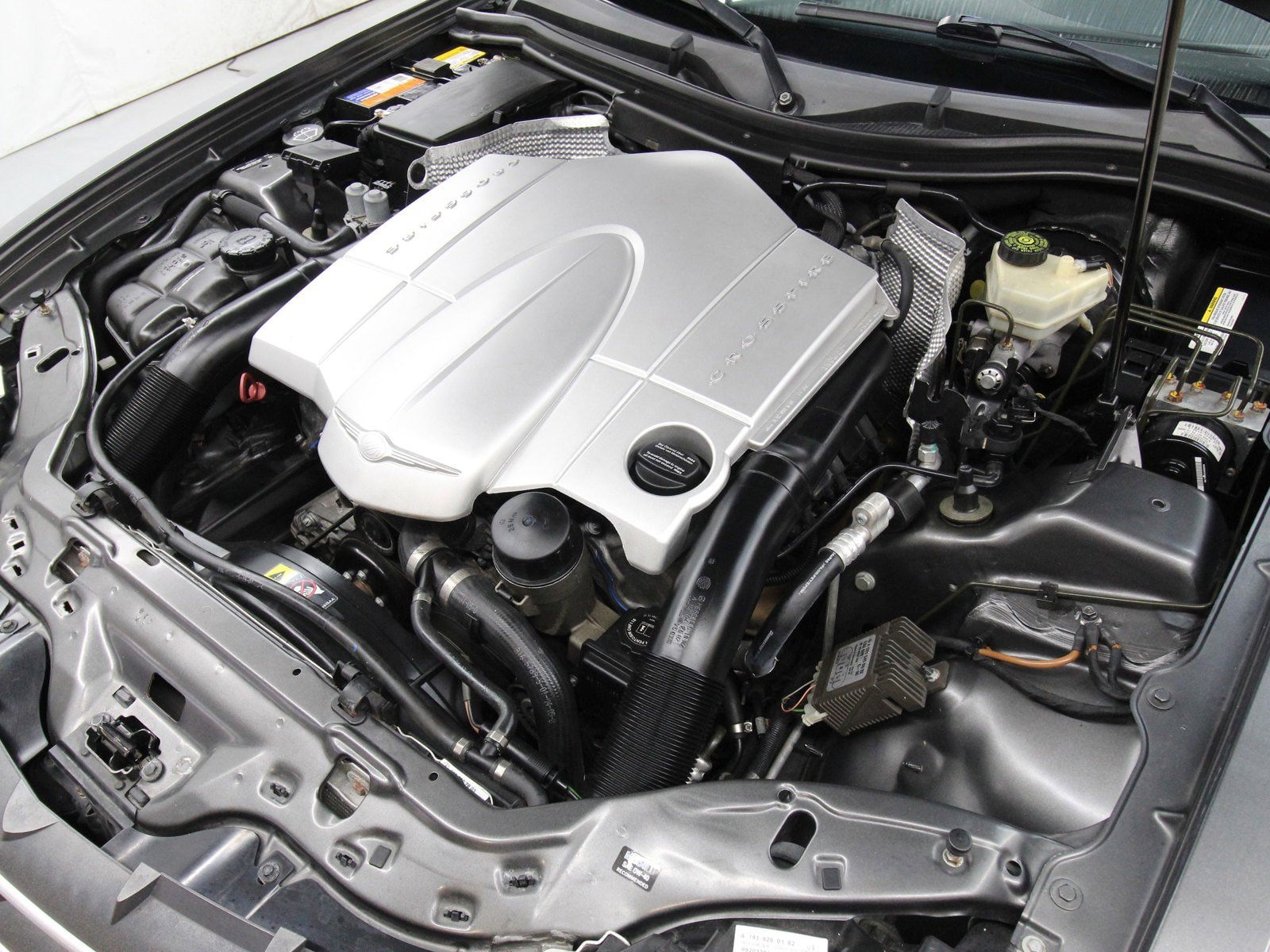 2005 Chrysler Crossfire 24