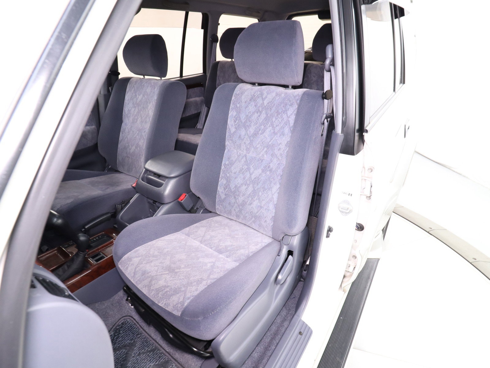1999 Toyota Land Cruiser Prado 18